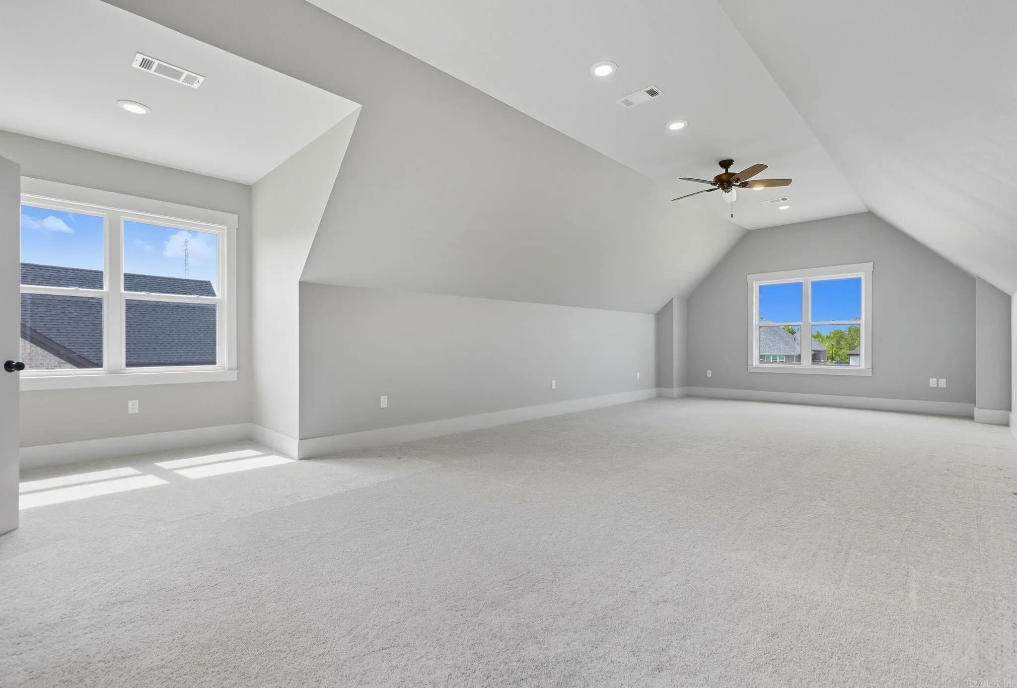 Property at 802  Nature - Image 40