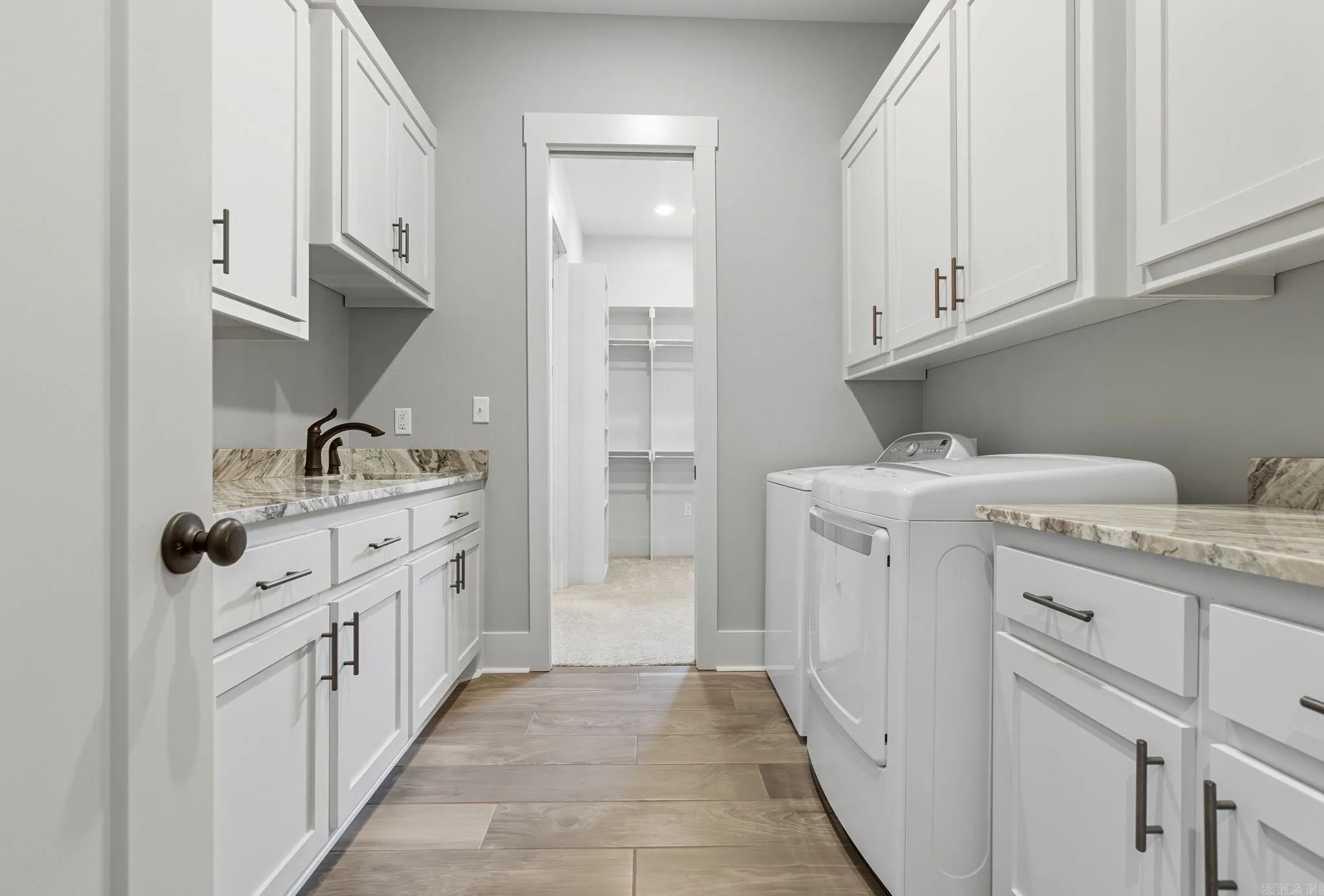 Property at 802  Nature - Image 27