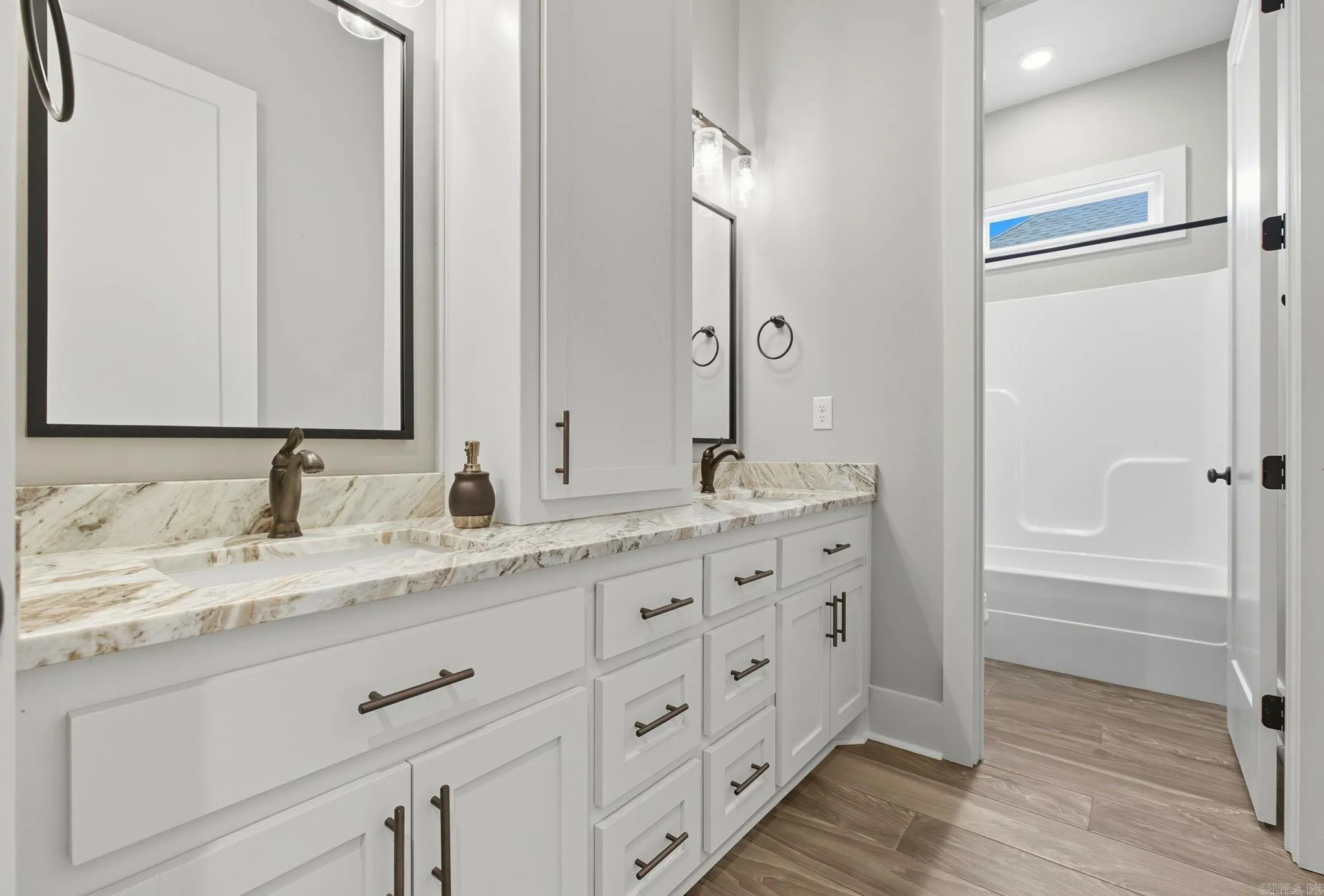 Property at 802  Nature - Image 30