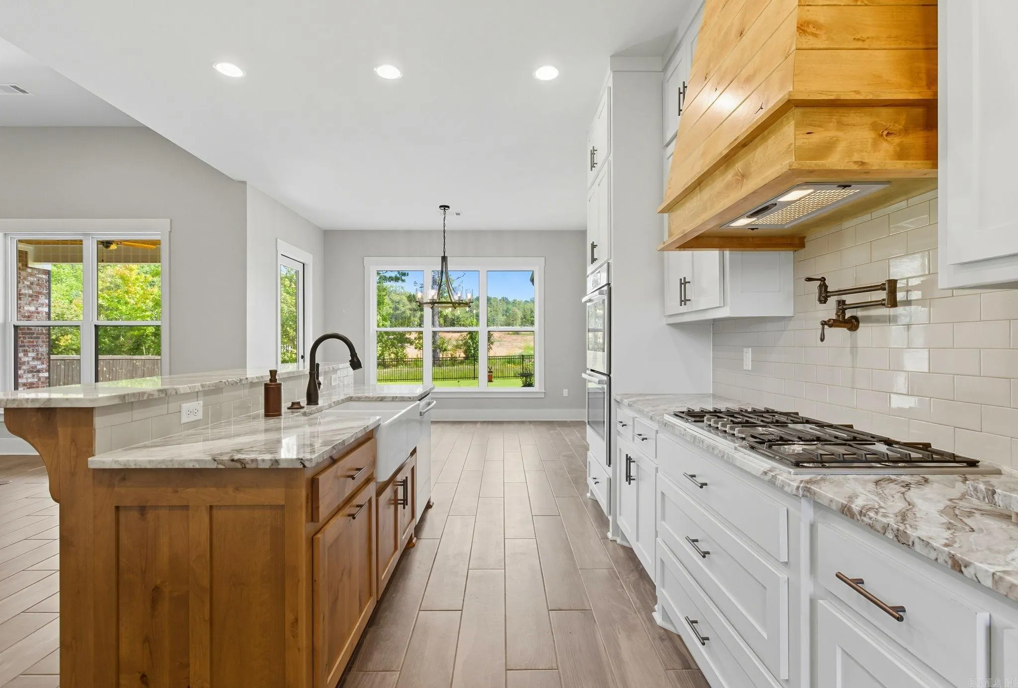 Property at 802  Nature - Image 13
