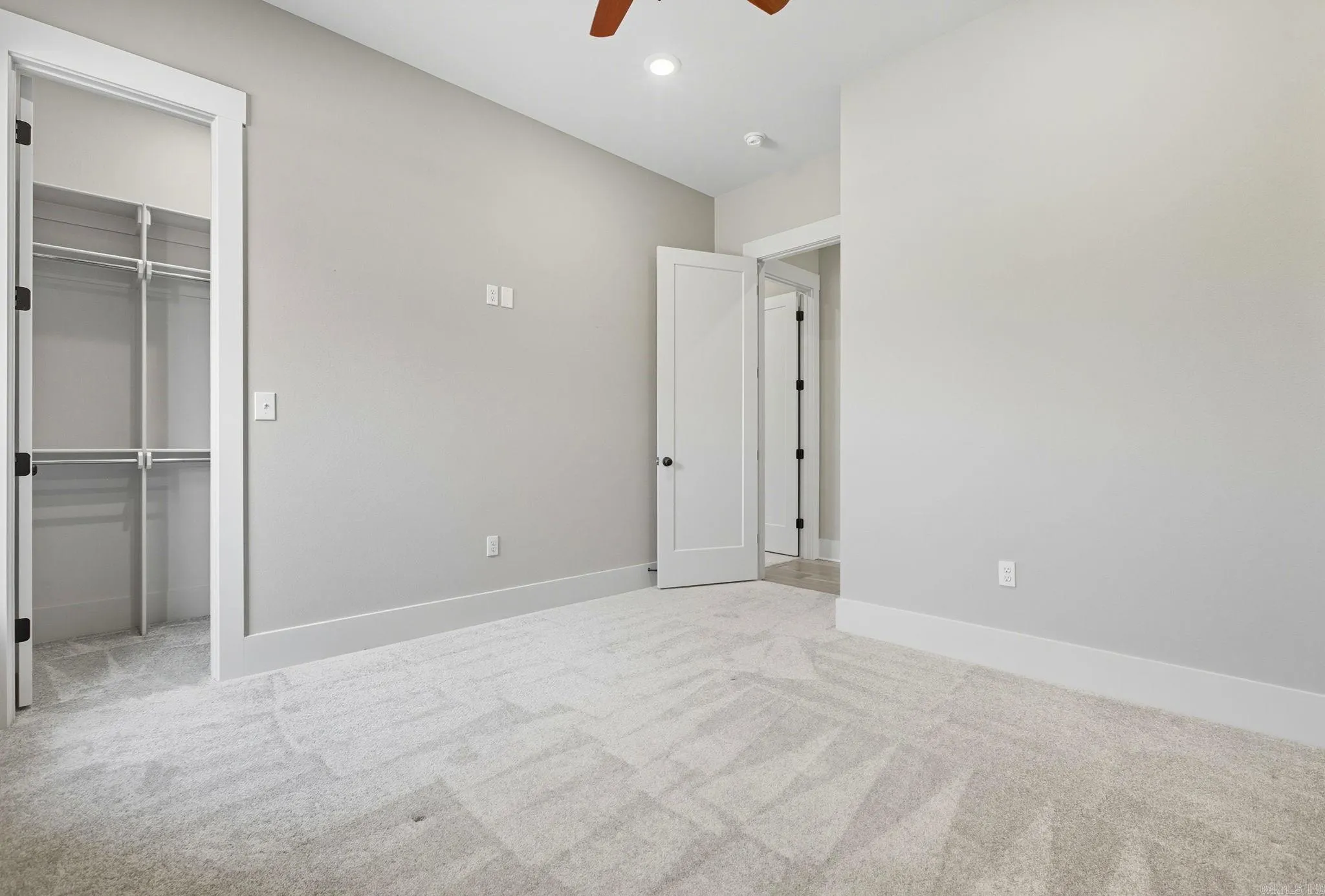 Property at 802  Nature - Image 35