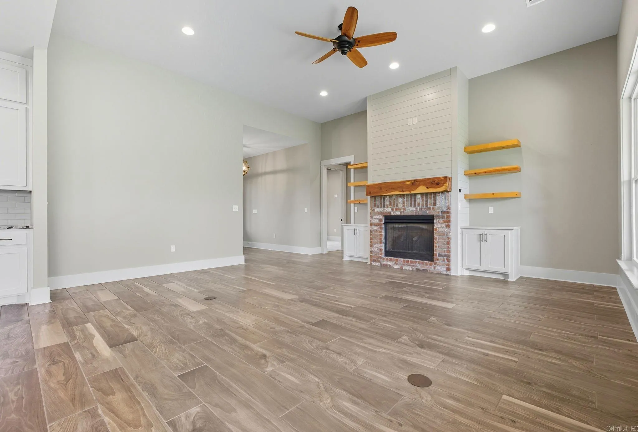Property at 802  Nature - Image 8
