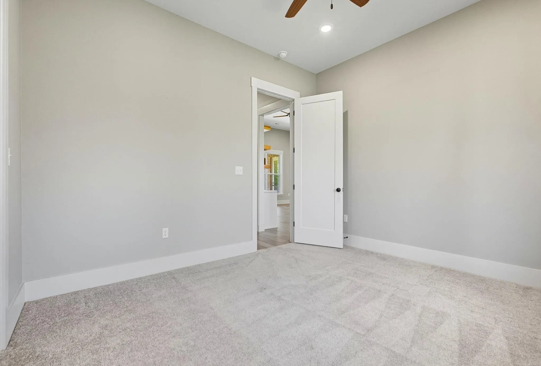 Property at 802  Nature - Image 29