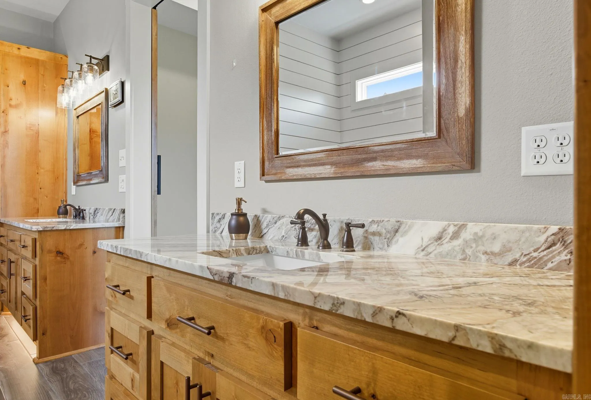 Property at 802  Nature - Image 25