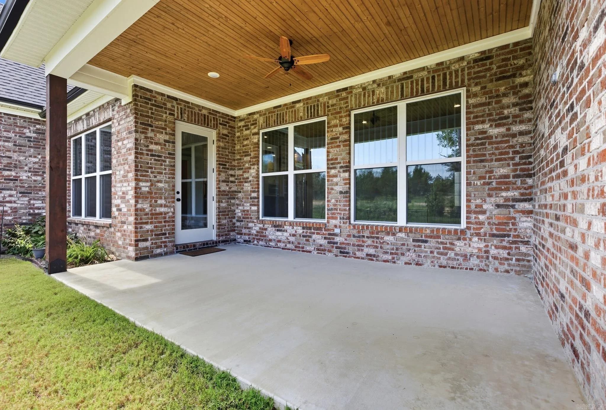 Property at 802  Nature - Image 44