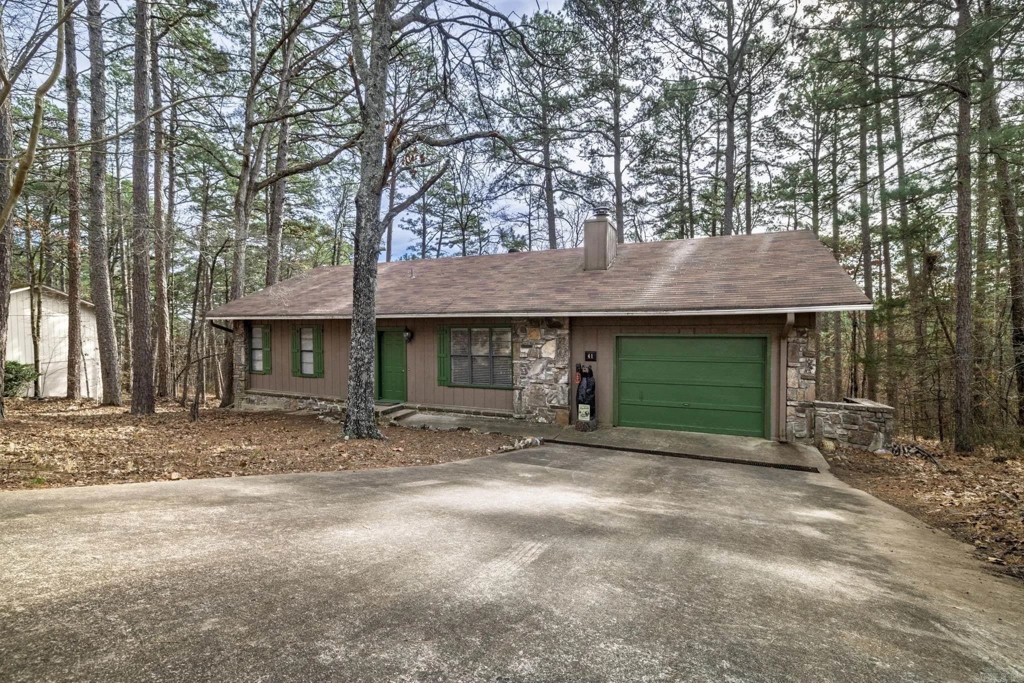 Property at 41  Pyrenees - Image 2