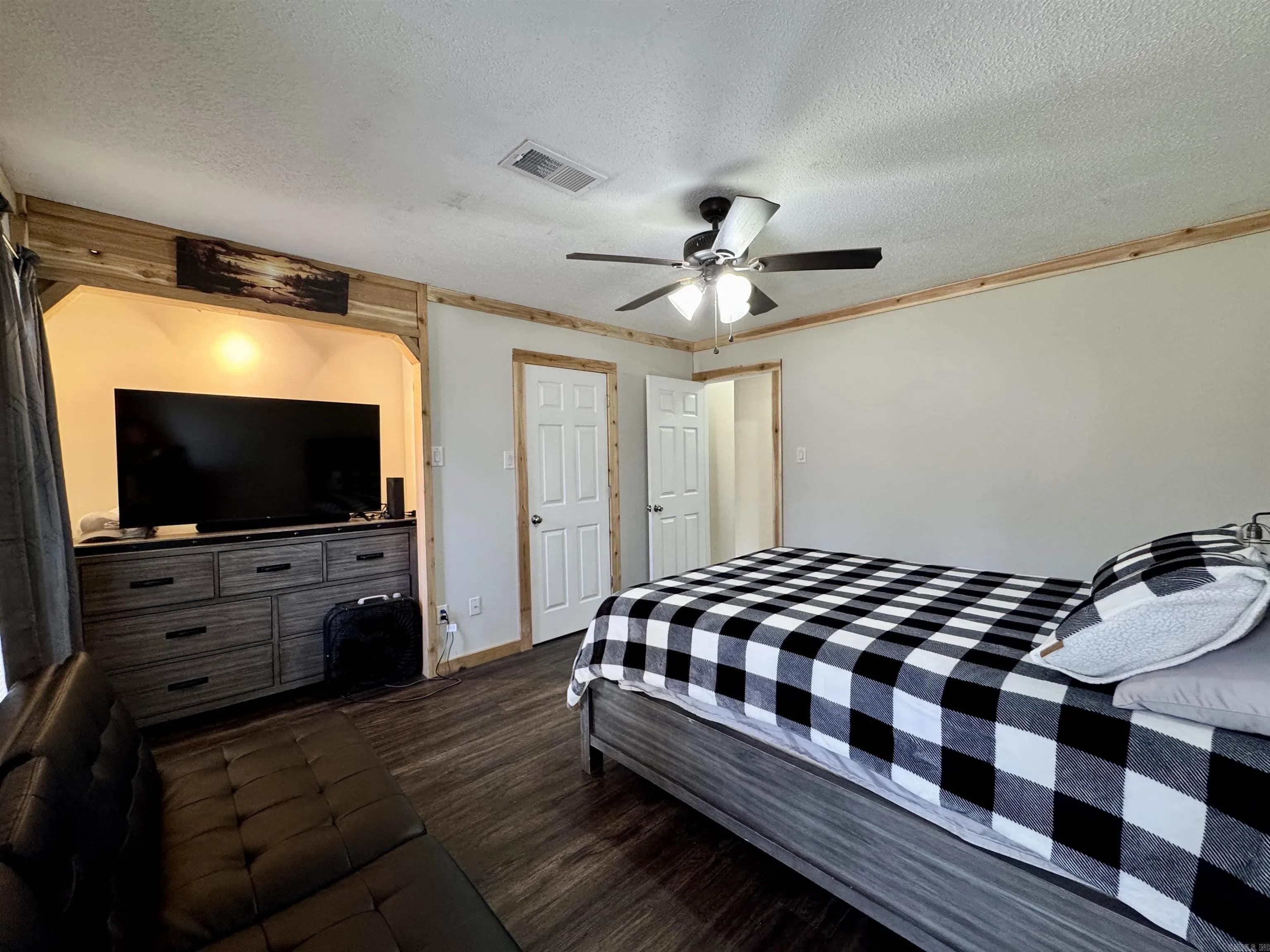 Property at 13  Lake road - Image 35