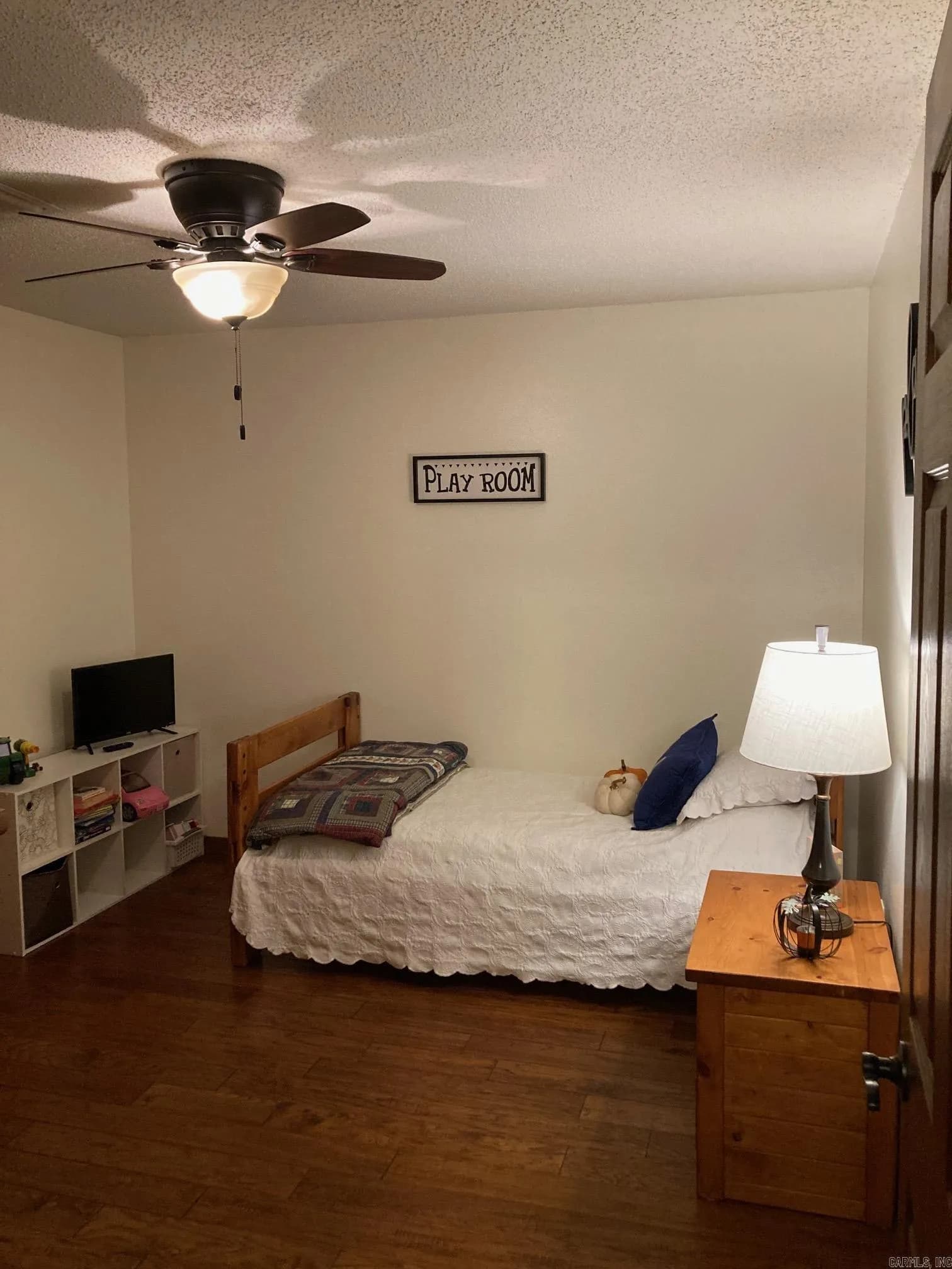 Property at 14  Cemetery street - Image 30