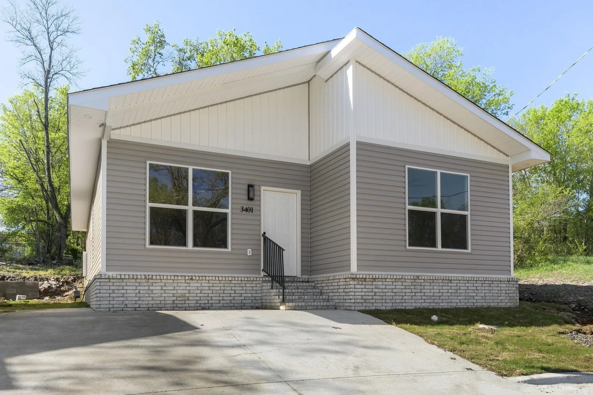 Property at 3401 W 17th - Image 1