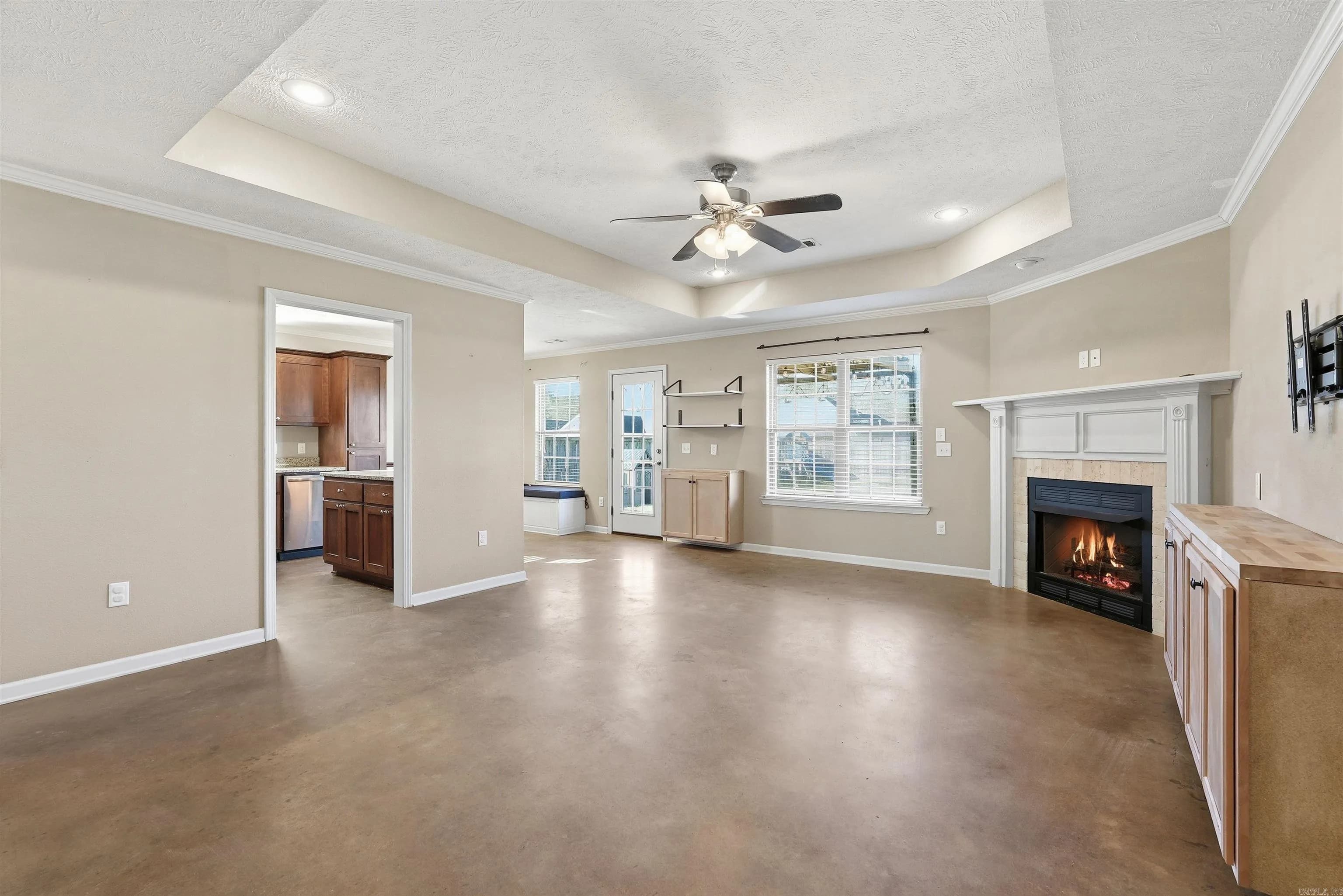Property at 20  Golden leaf - Image 5