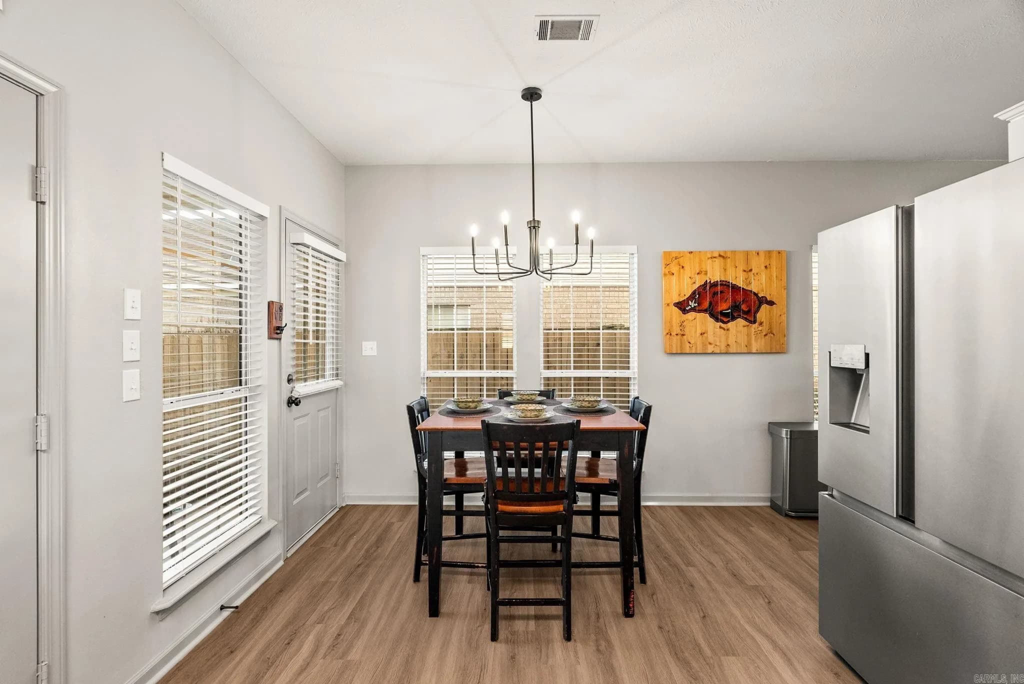 Property at 1510  Silver falls - Image 11