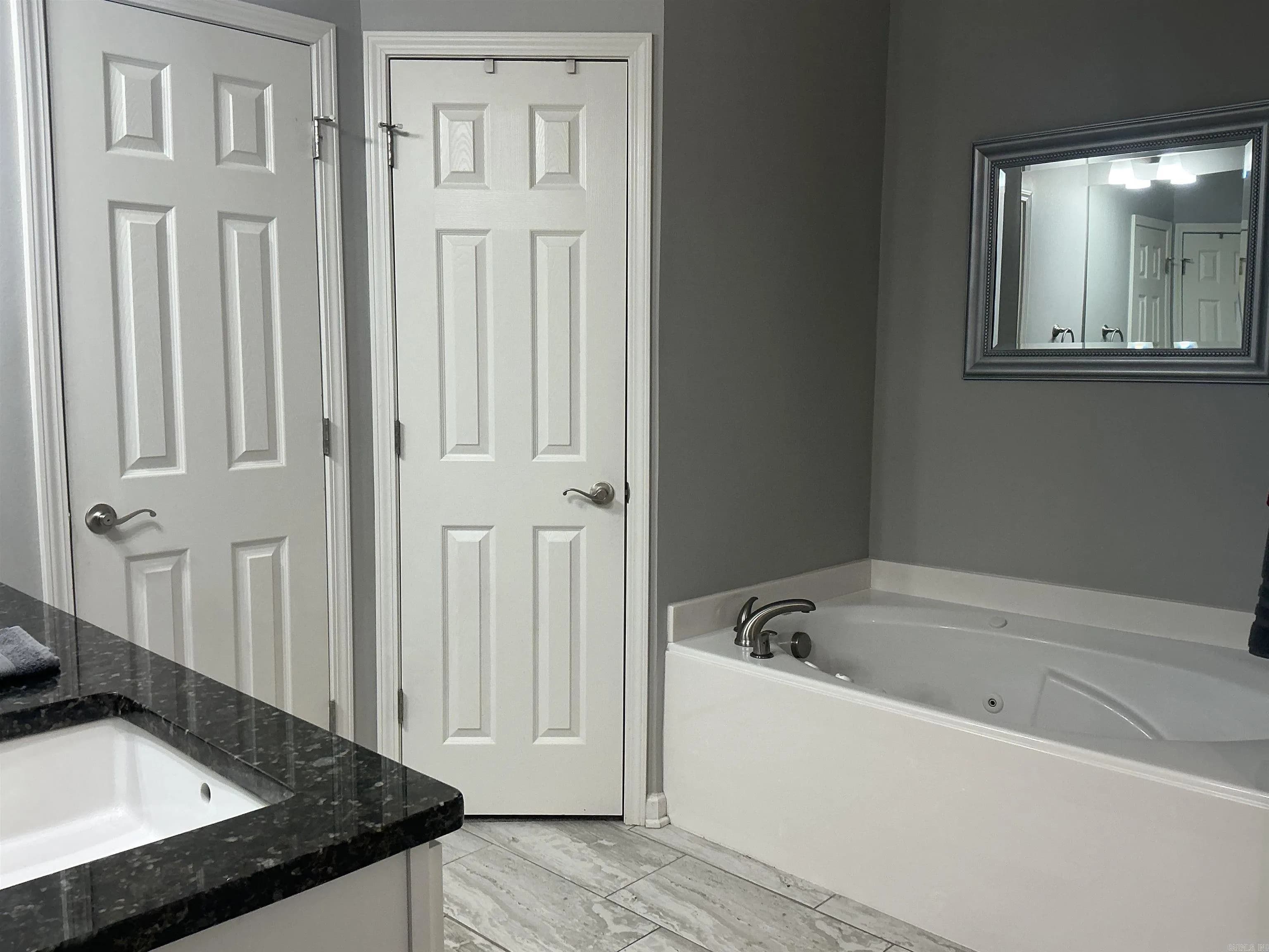 Property at 1016  Heritage way - Image 17