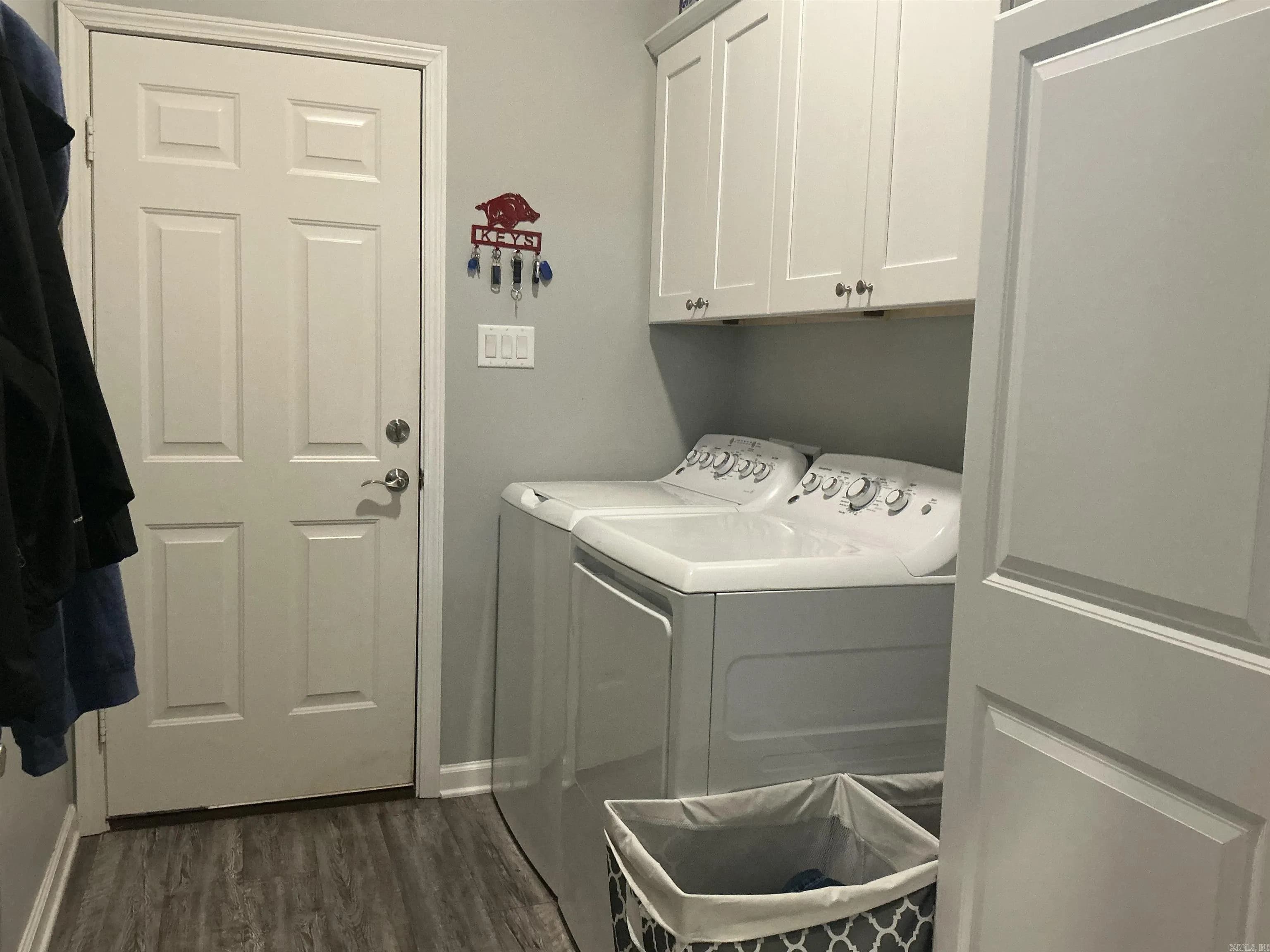 Property at 1016  Heritage way - Image 13