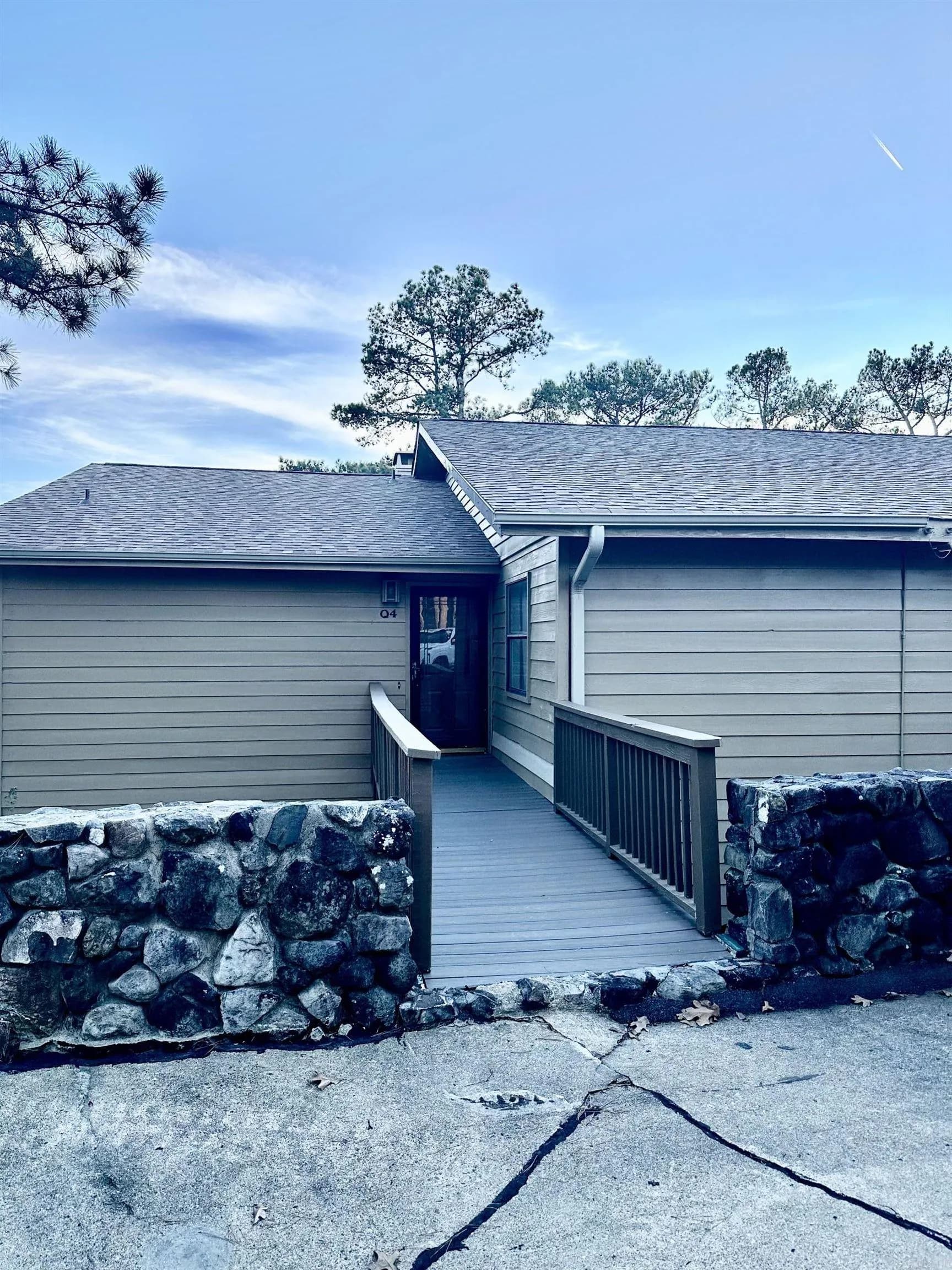 Property at 724  Weston, Q-4