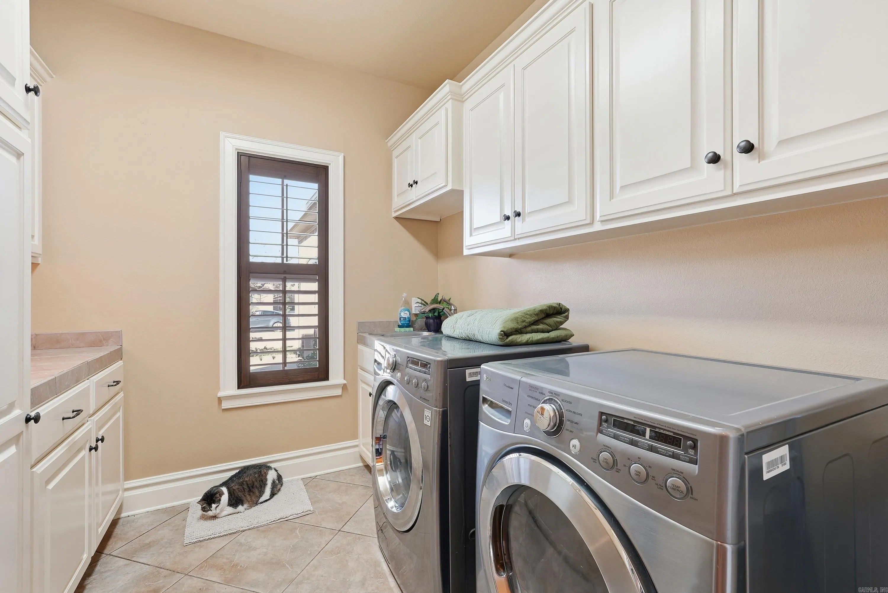 Property at 1120  Applewood drive - Image 24