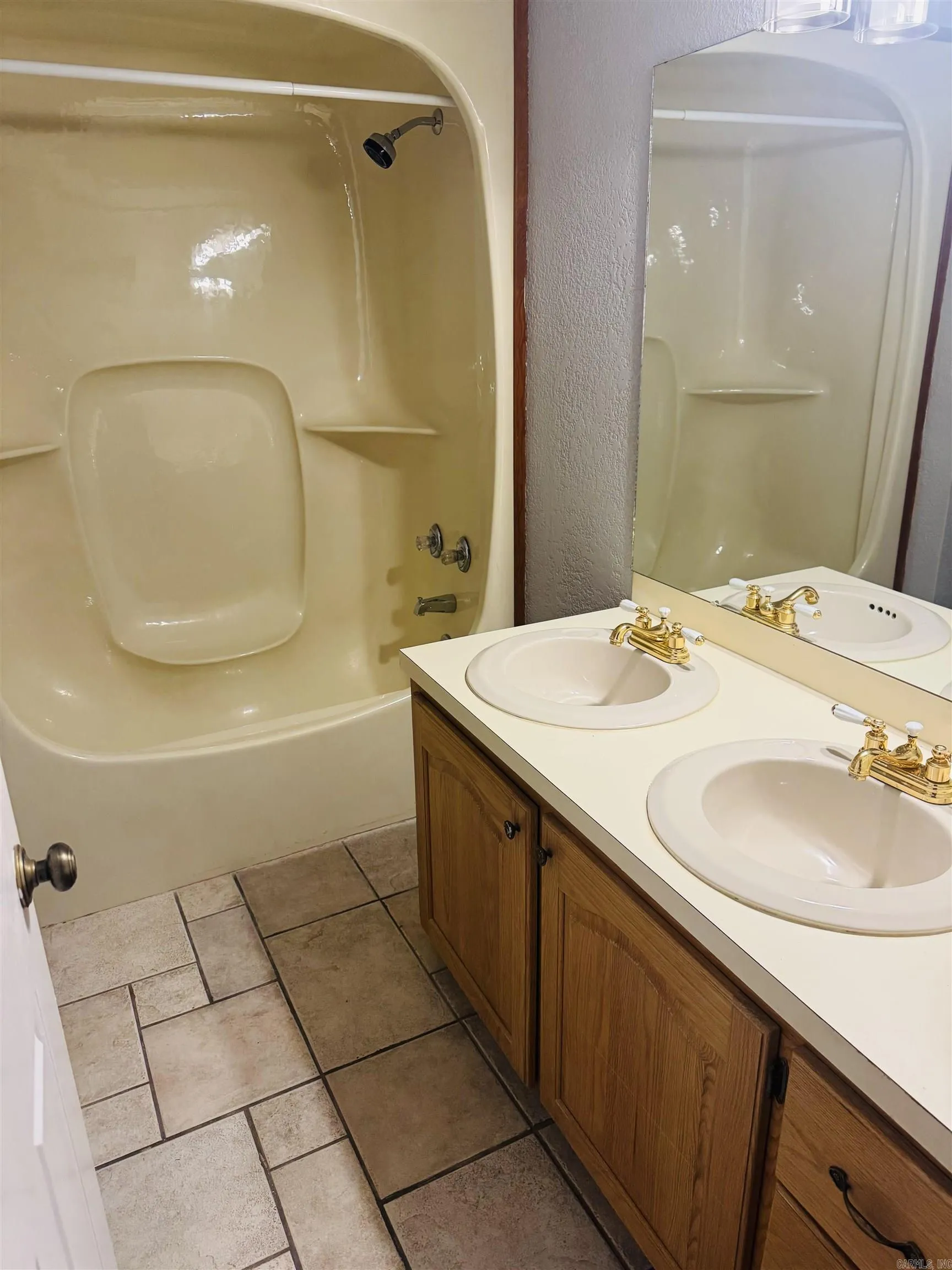 Property at 1070  Choctaw - Image 22