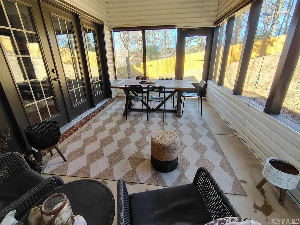 Property at 205  Bellaire - Image 34