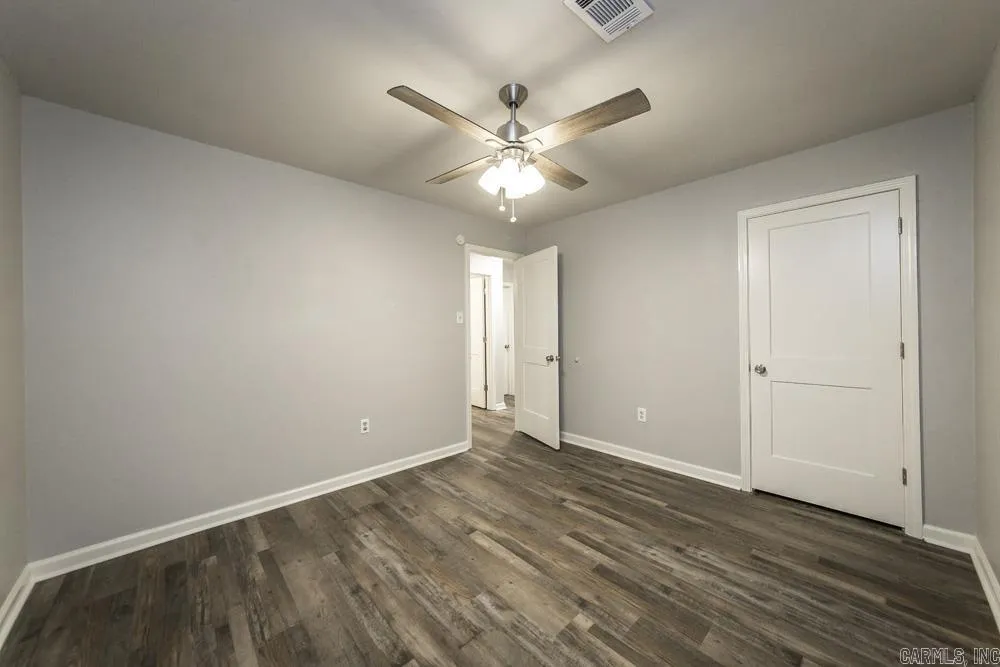Property at 16  Frances - Image 18