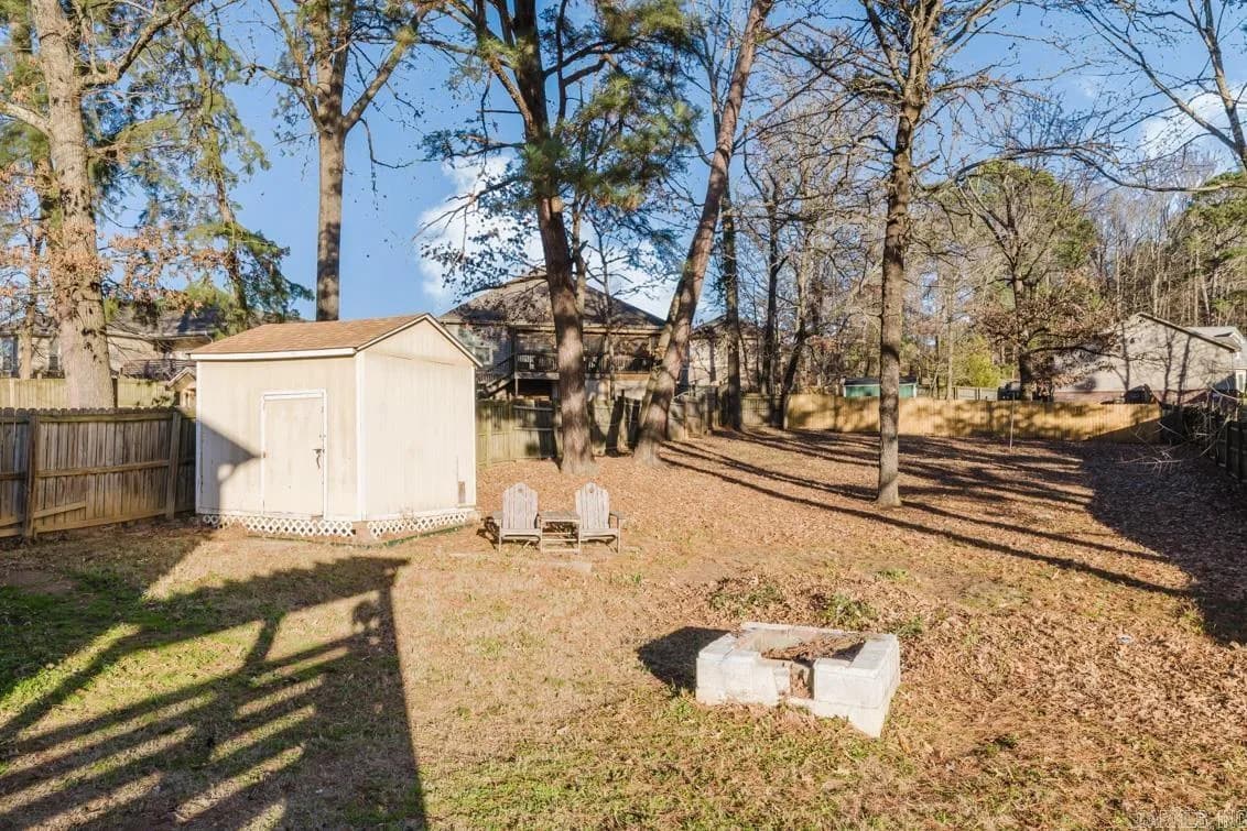 Property at 2826  Gage - Image 41