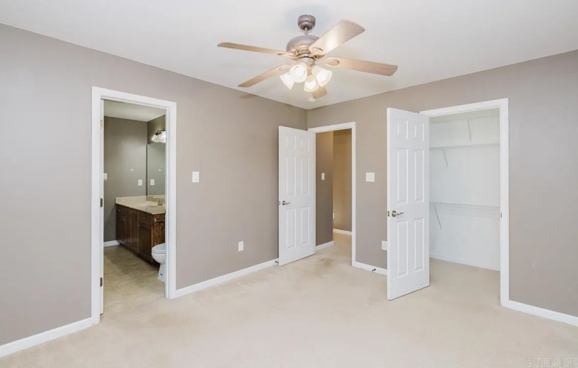 Property at 2826  Gage - Image 33