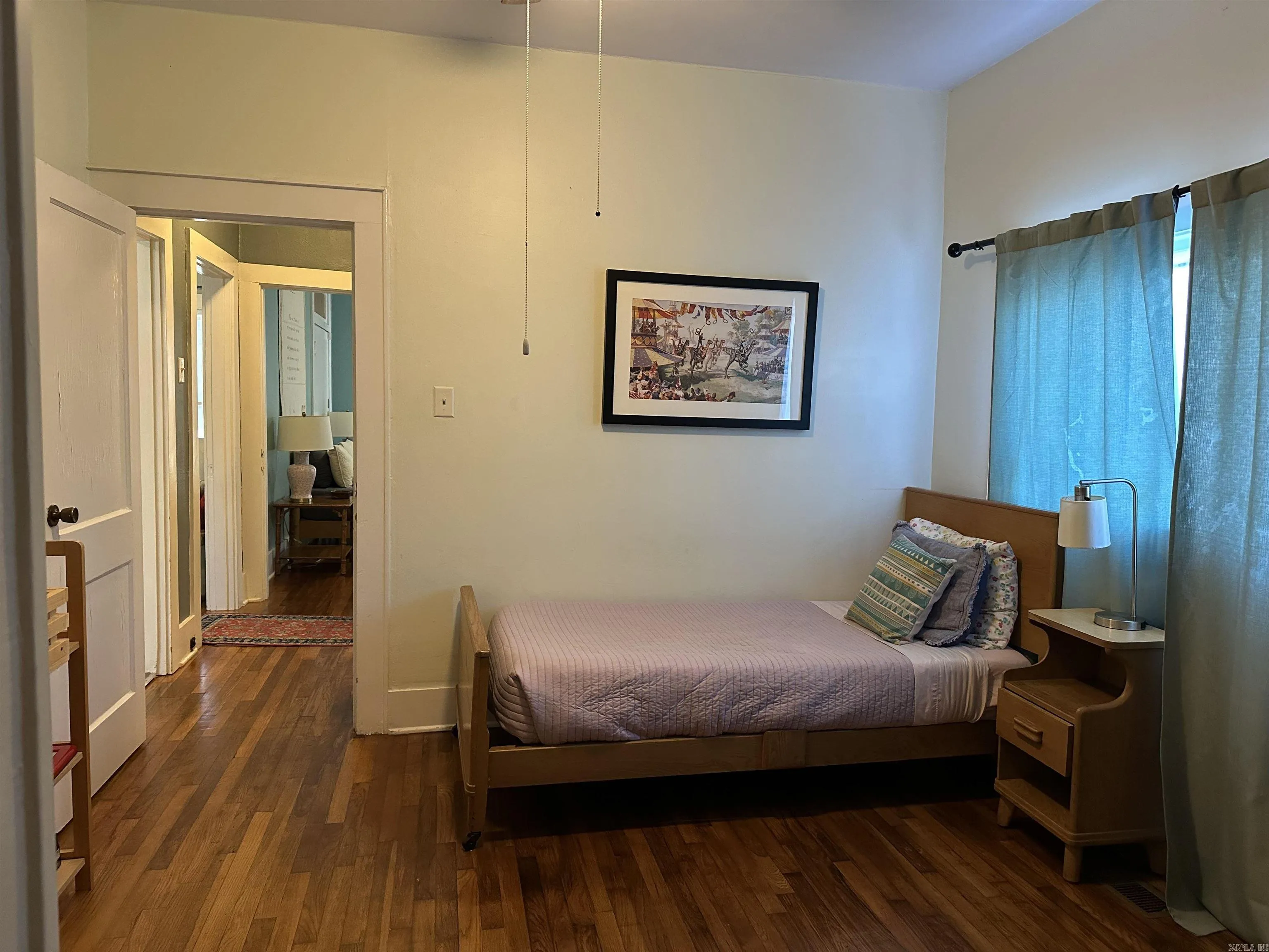 Property at 302  Mountain valley - Image 10