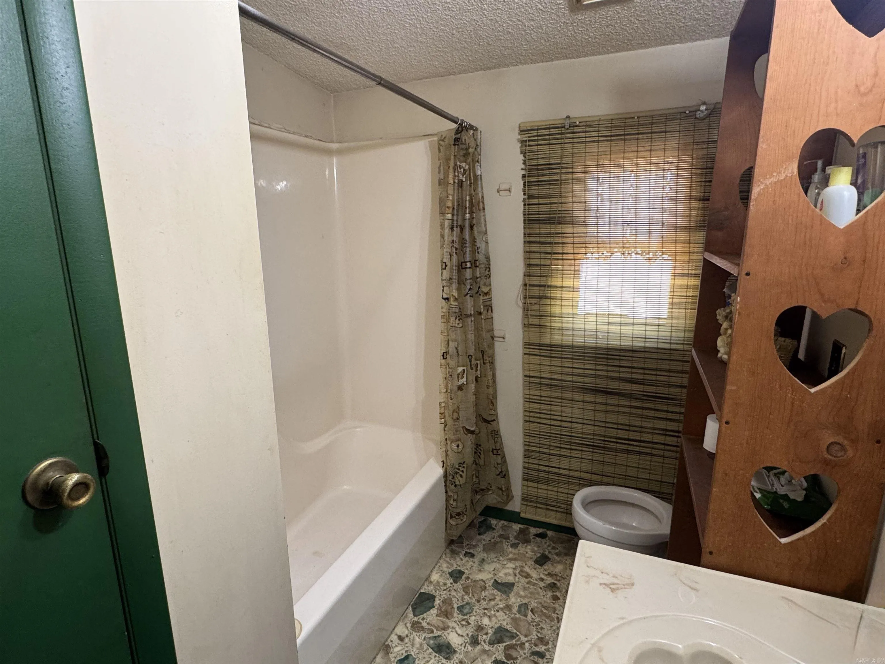 Property at 2812  Westmoreland - Image 37