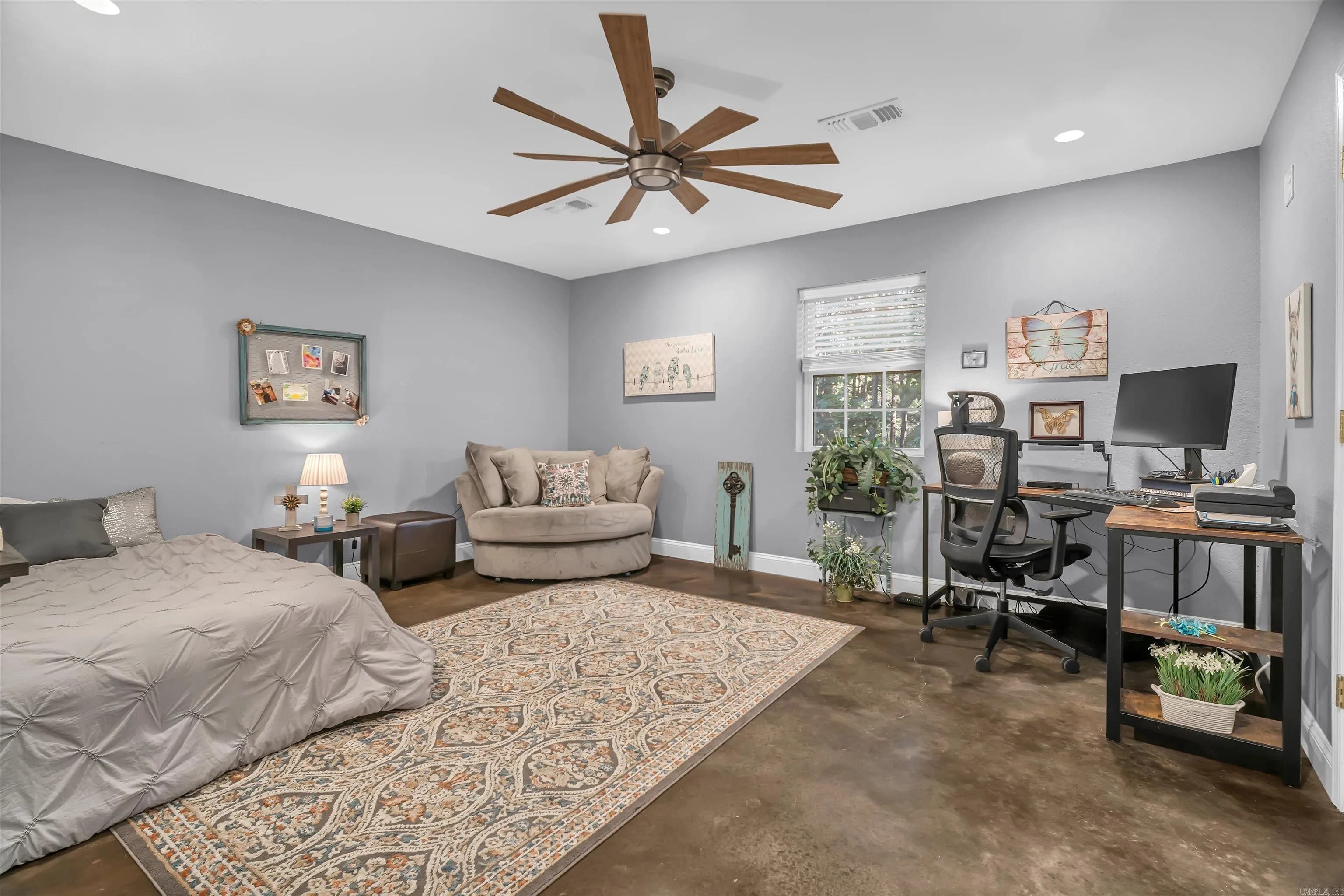 Property at 30  Bonita - Image 33