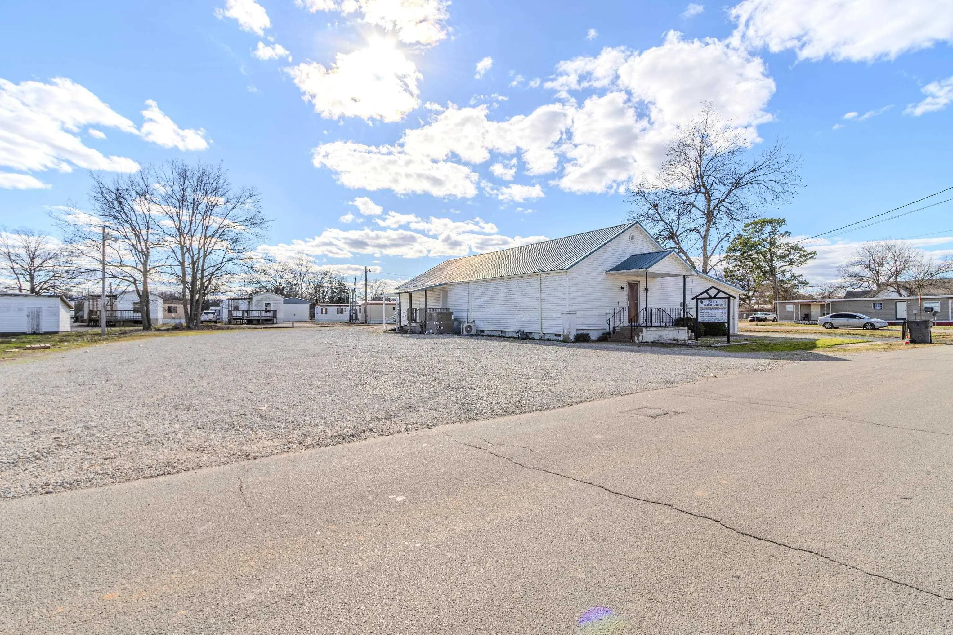Property at 304 E Vine - Image 2