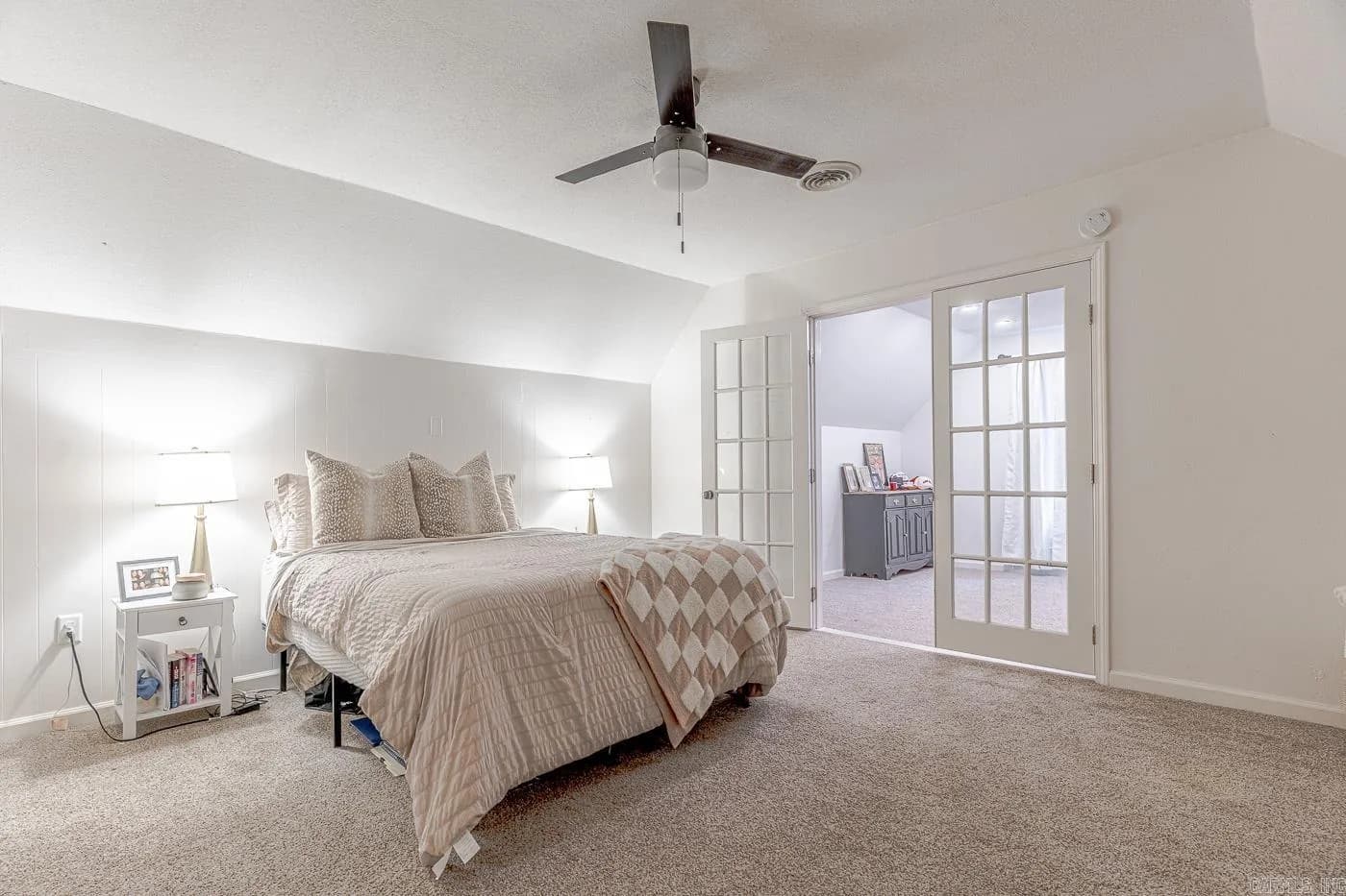 Property at 2204  Williamsburg dr - Image 20