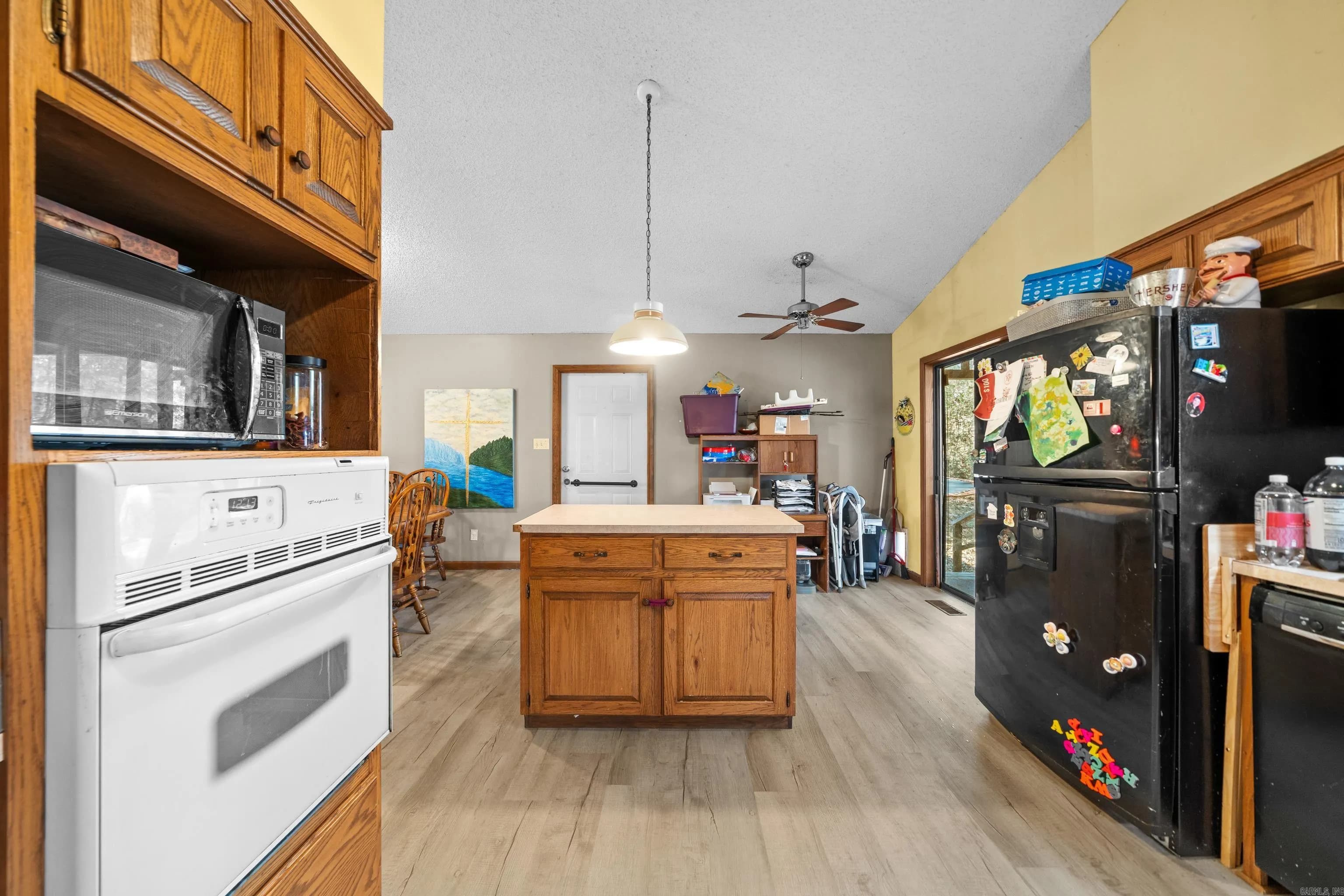 Property at 109  Silverwood point - Image 12