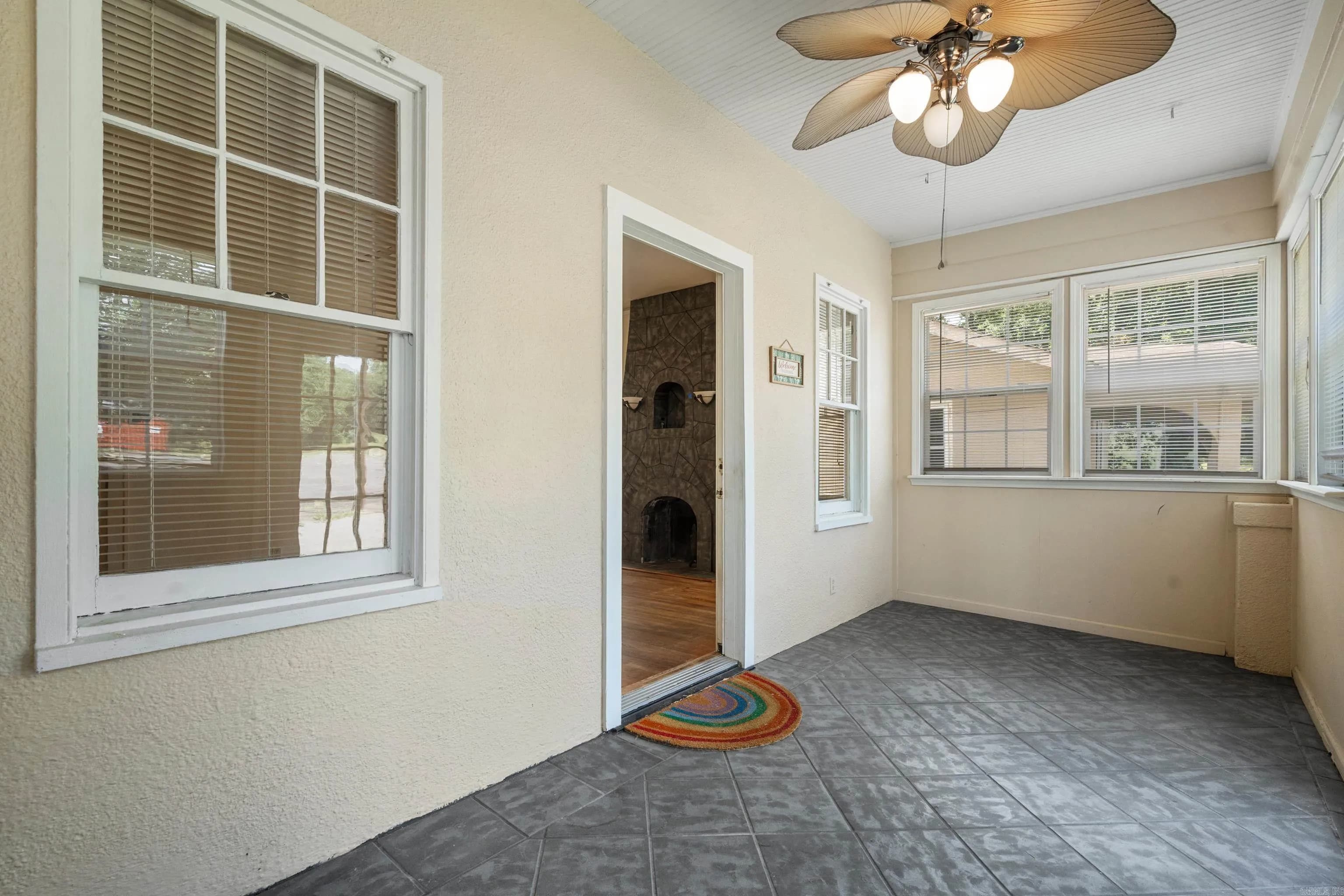 Property at 107  Barry - Image 6