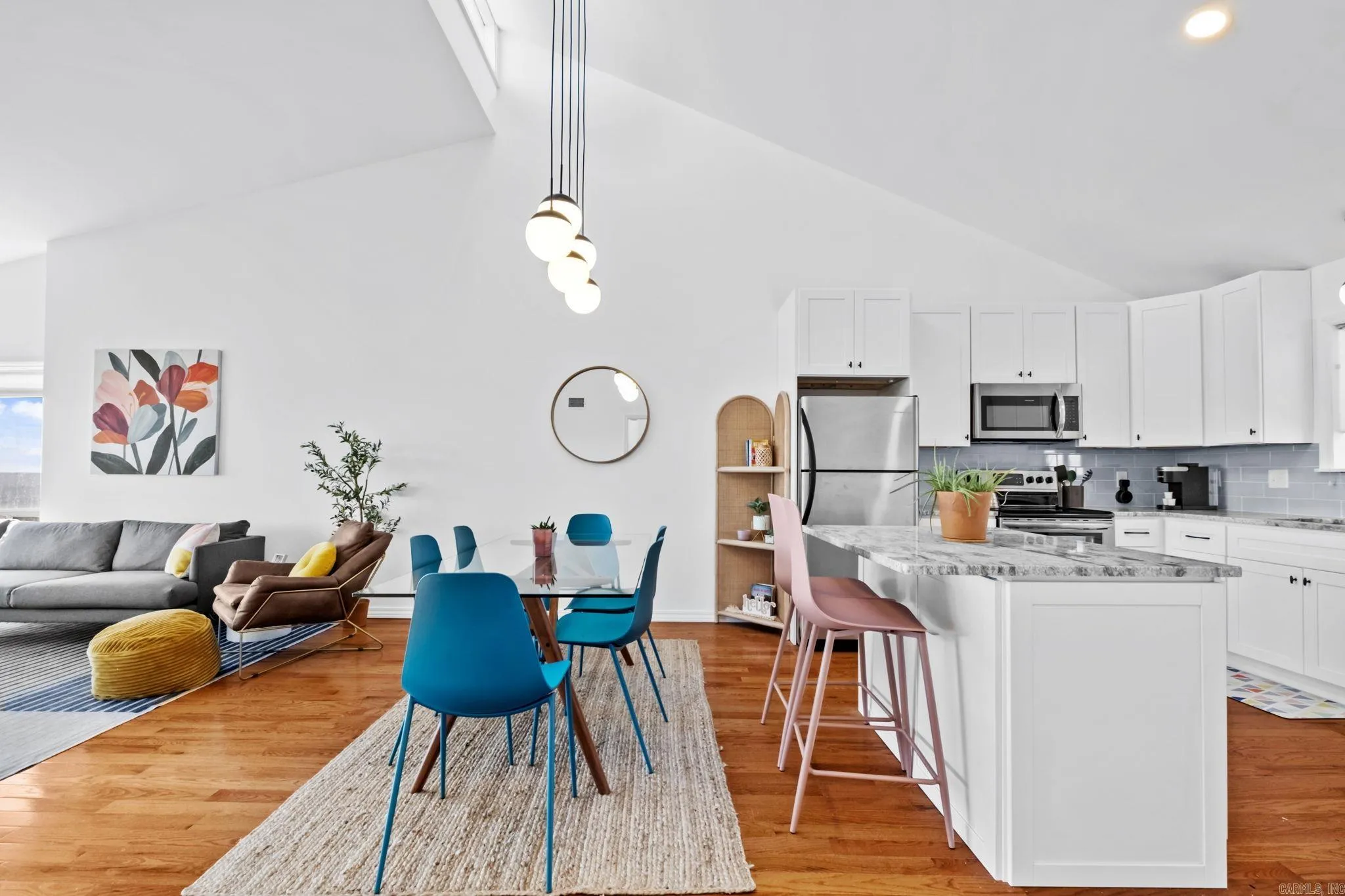 Property at 125  Chelsea - Image 11