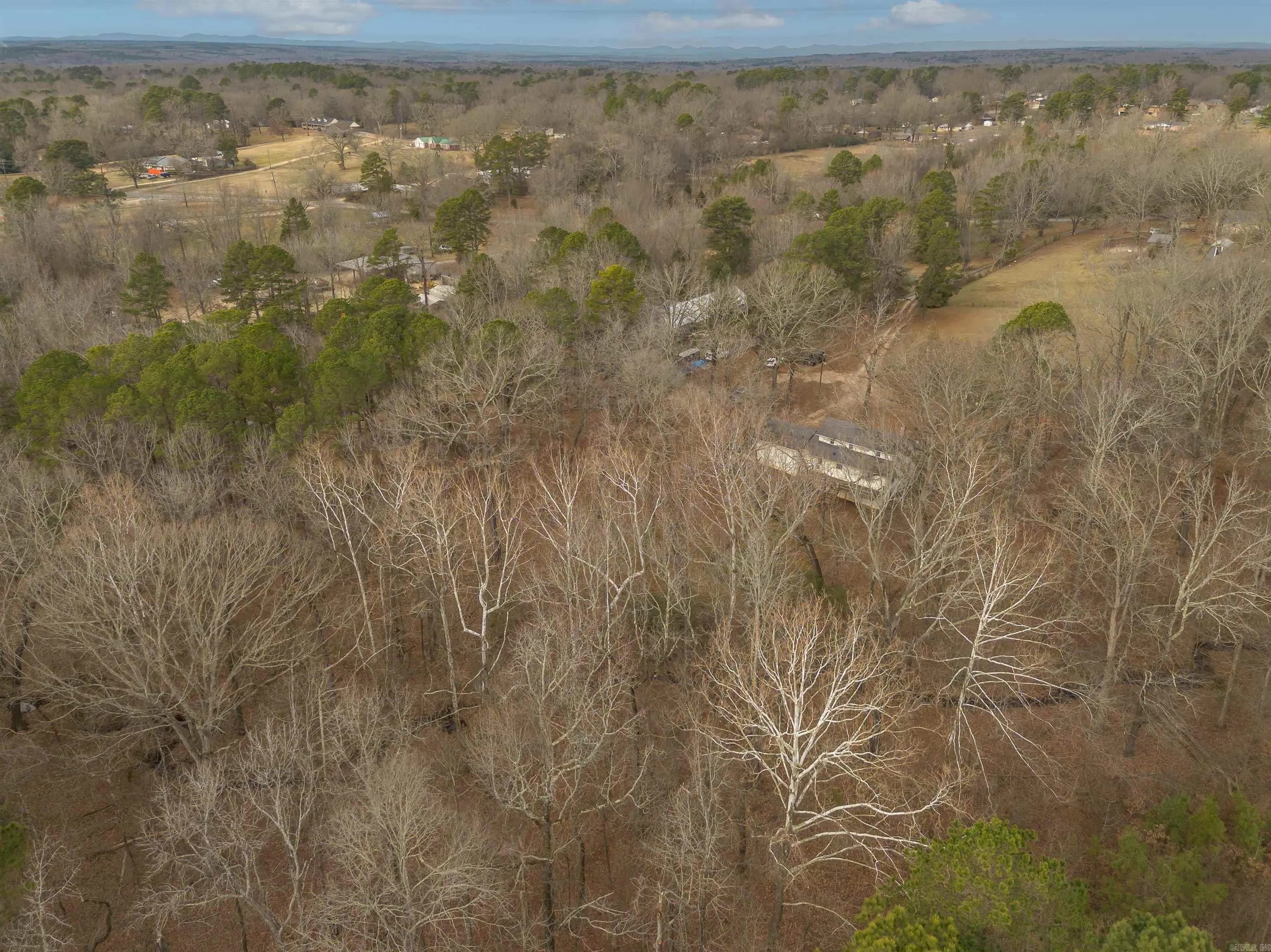Property at 907  Zeke - Image 37