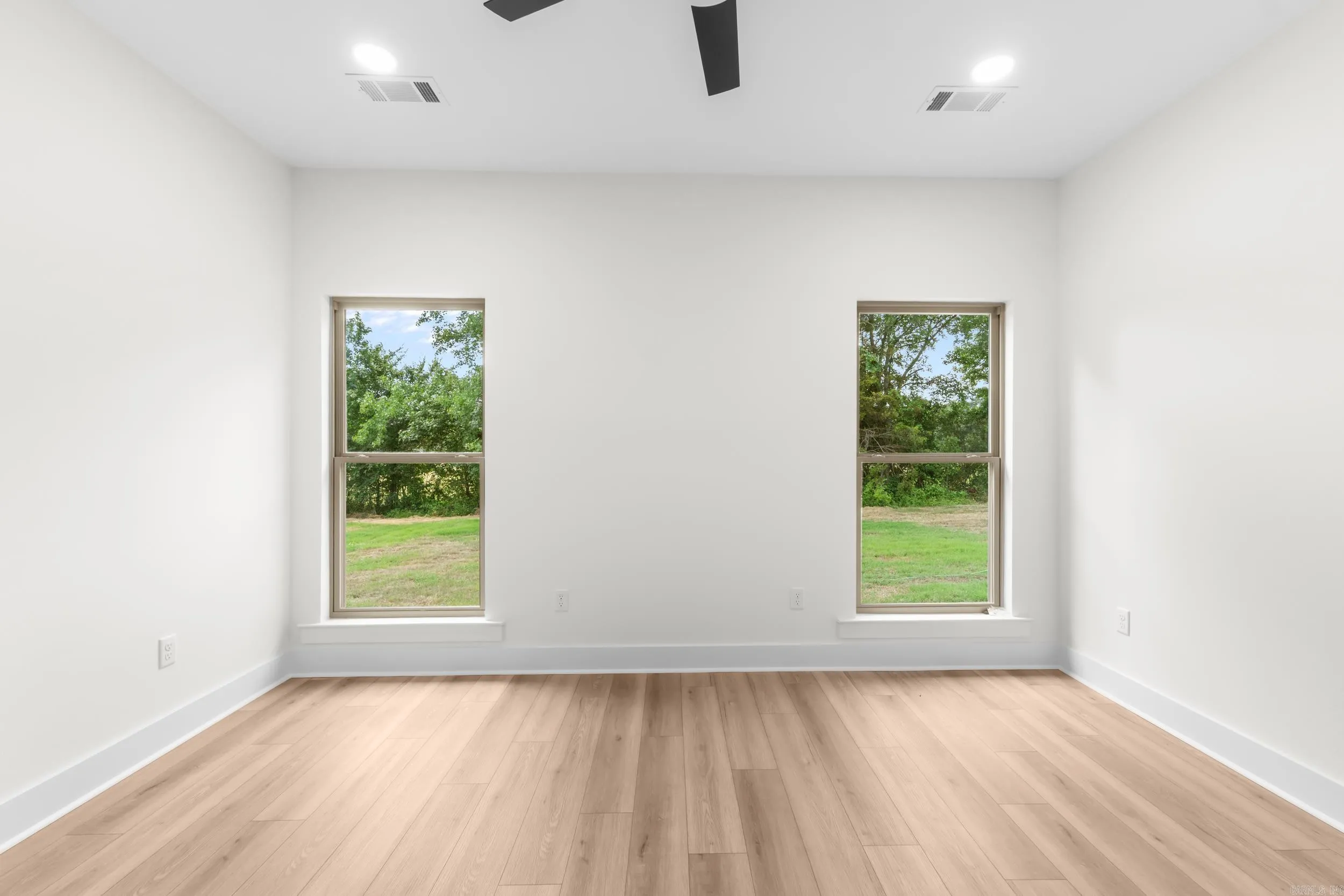 Property at 27  Libra - Image 17
