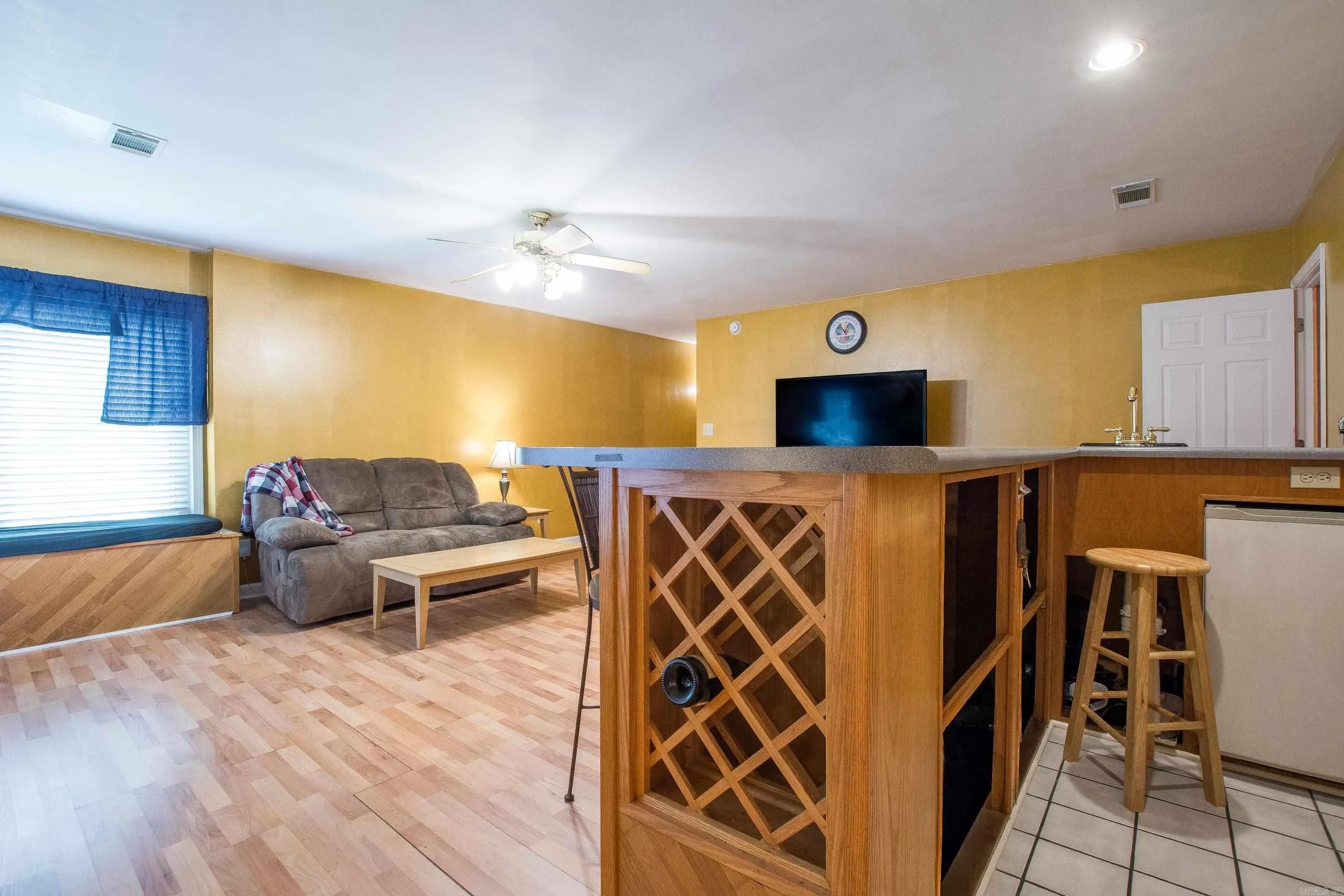 Property at 31  Turquoise - Image 26
