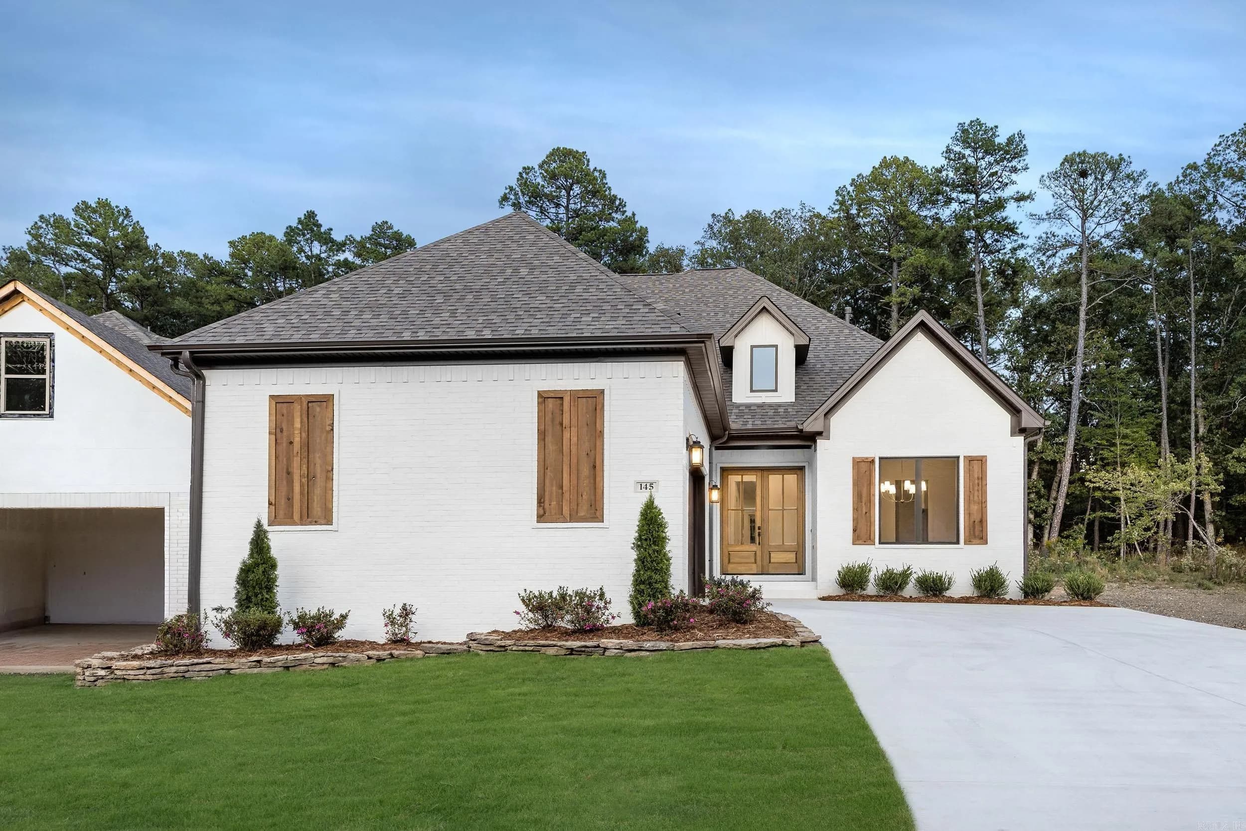Property at 145  Calion - Image 2