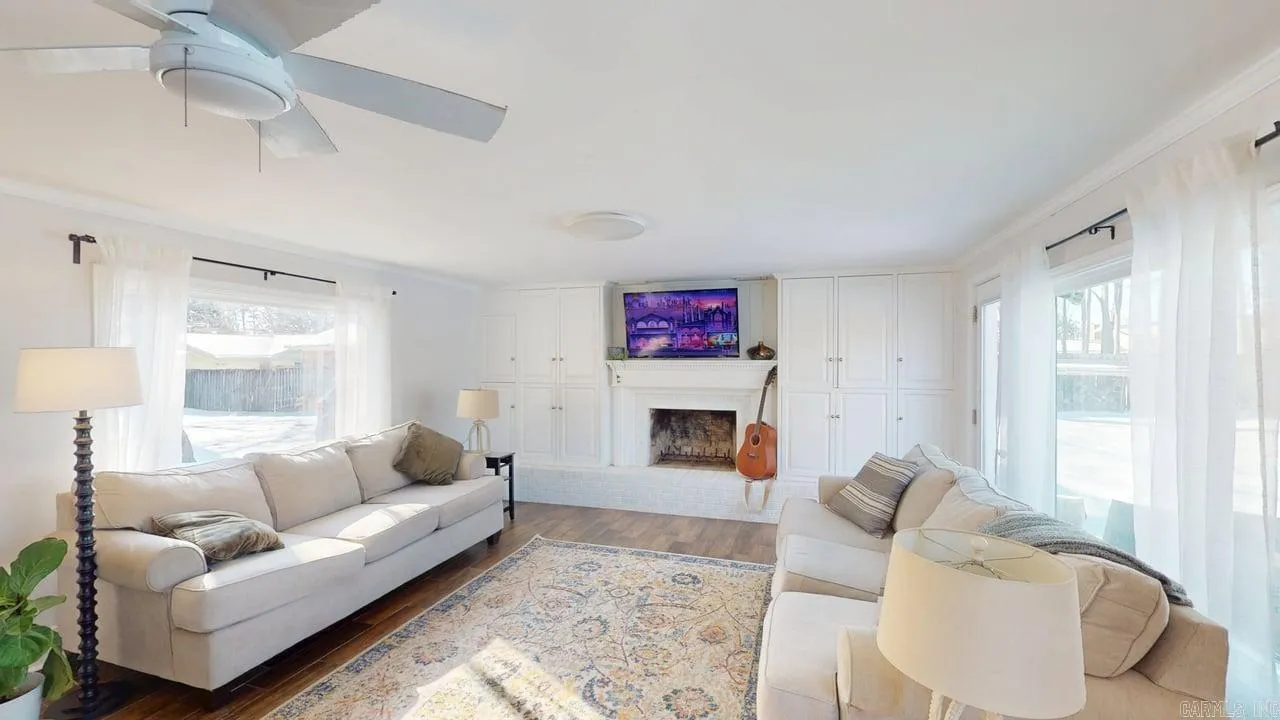 Property at 1910  Hillman street - Image 37