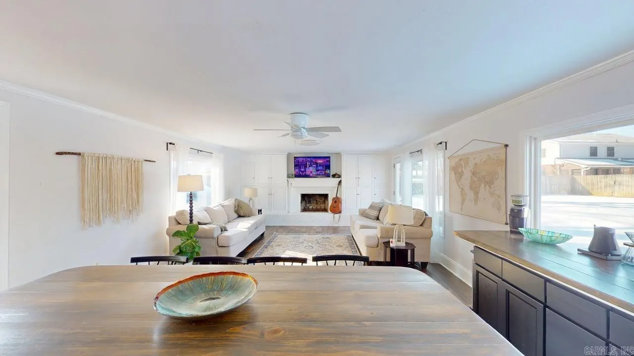 Property at 1910  Hillman street - Image 36