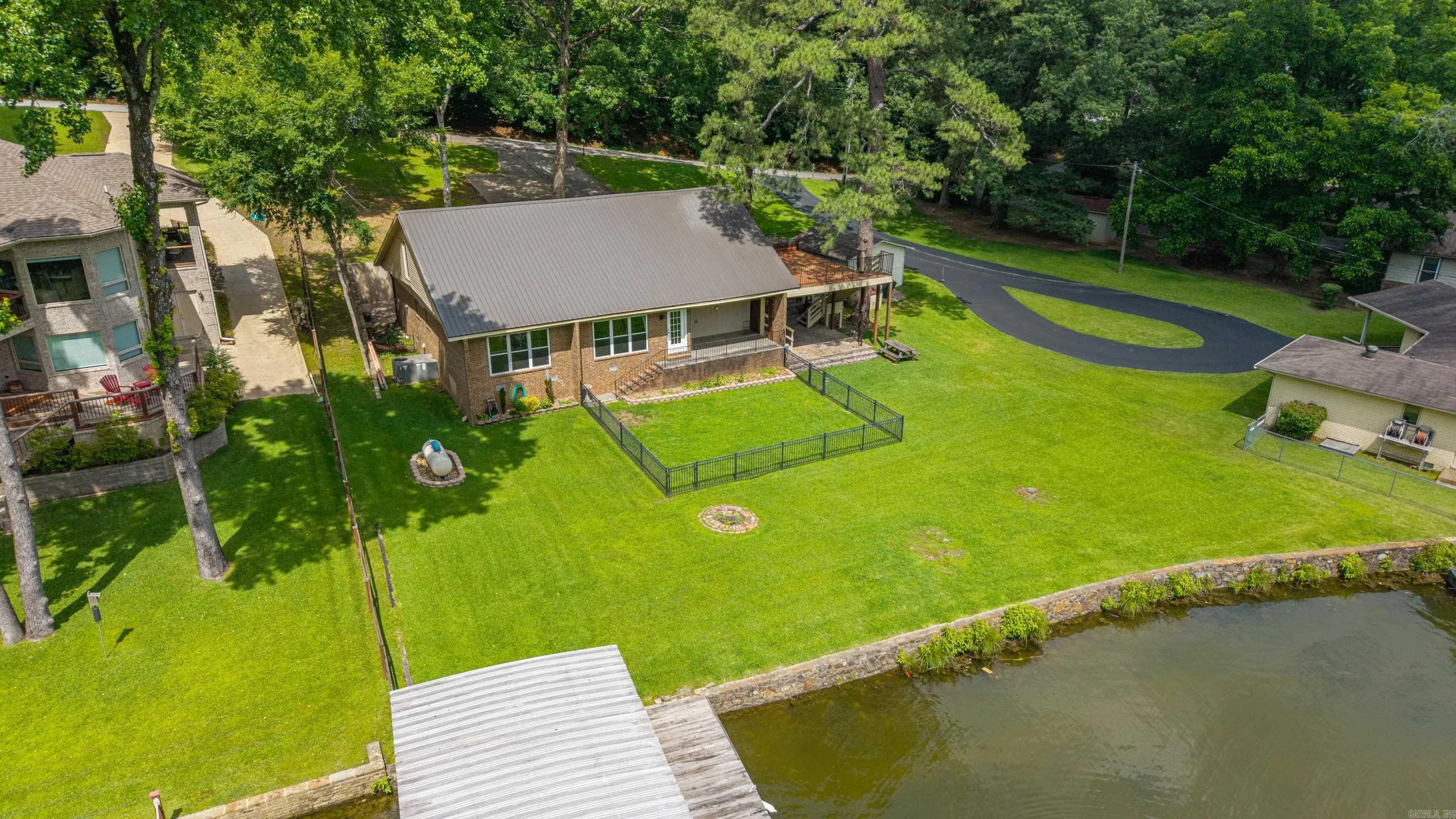 Property at 563  Kirschwood dr - Image 7