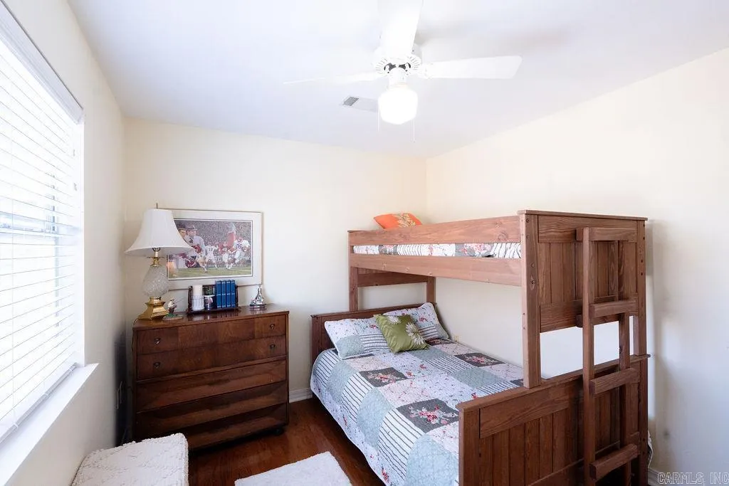 Property at 608  River oaks - Image 37