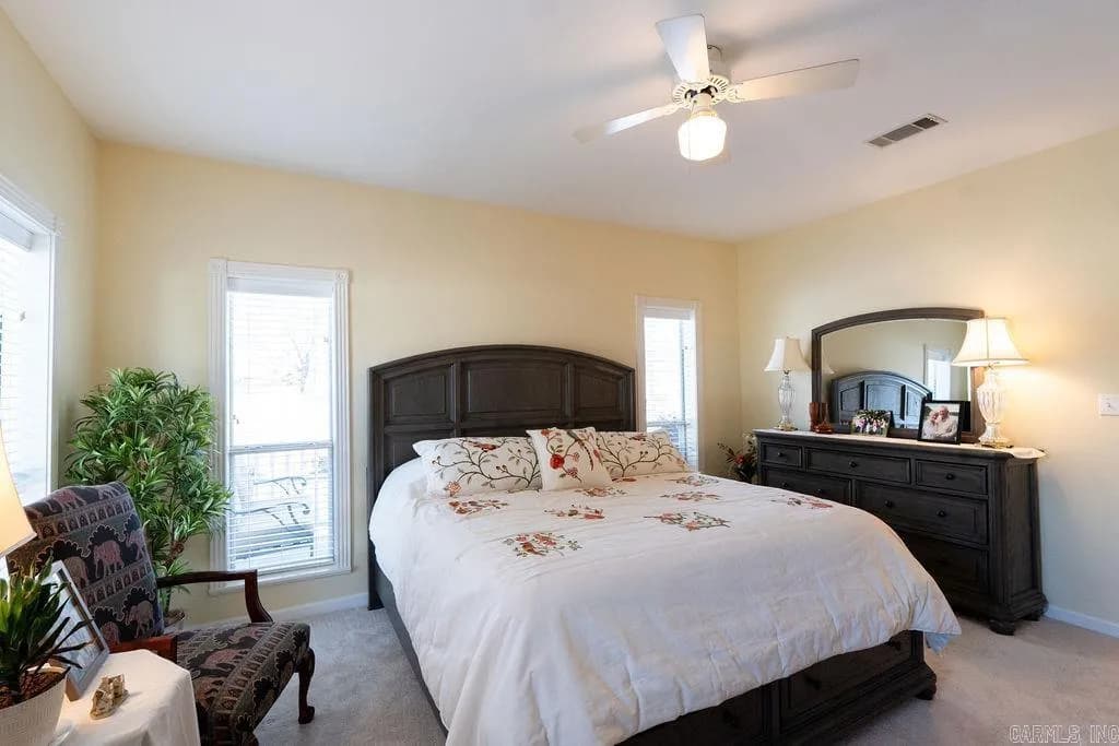 Property at 608  River oaks - Image 38