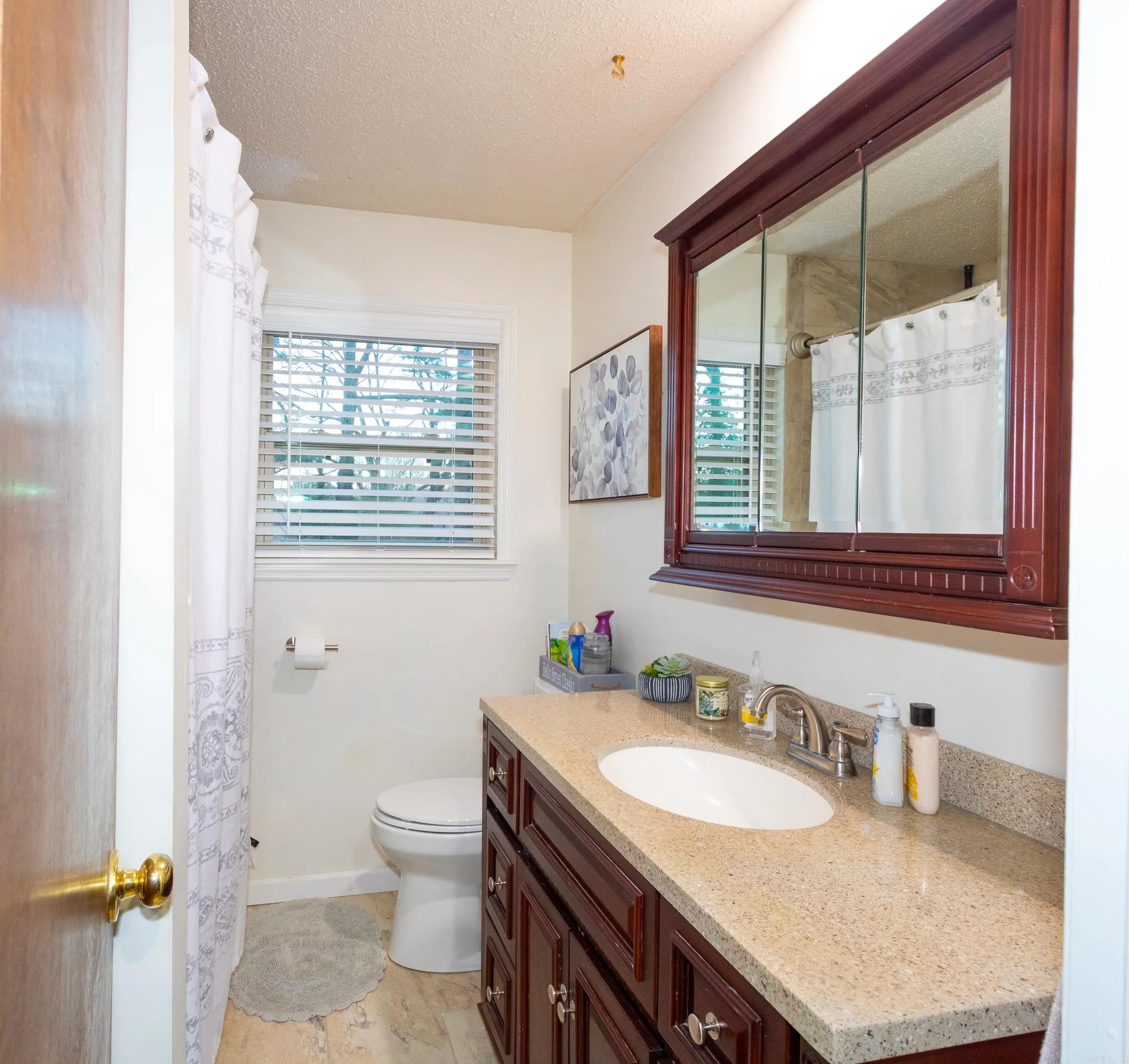 Property at 80  Bame - Image 28