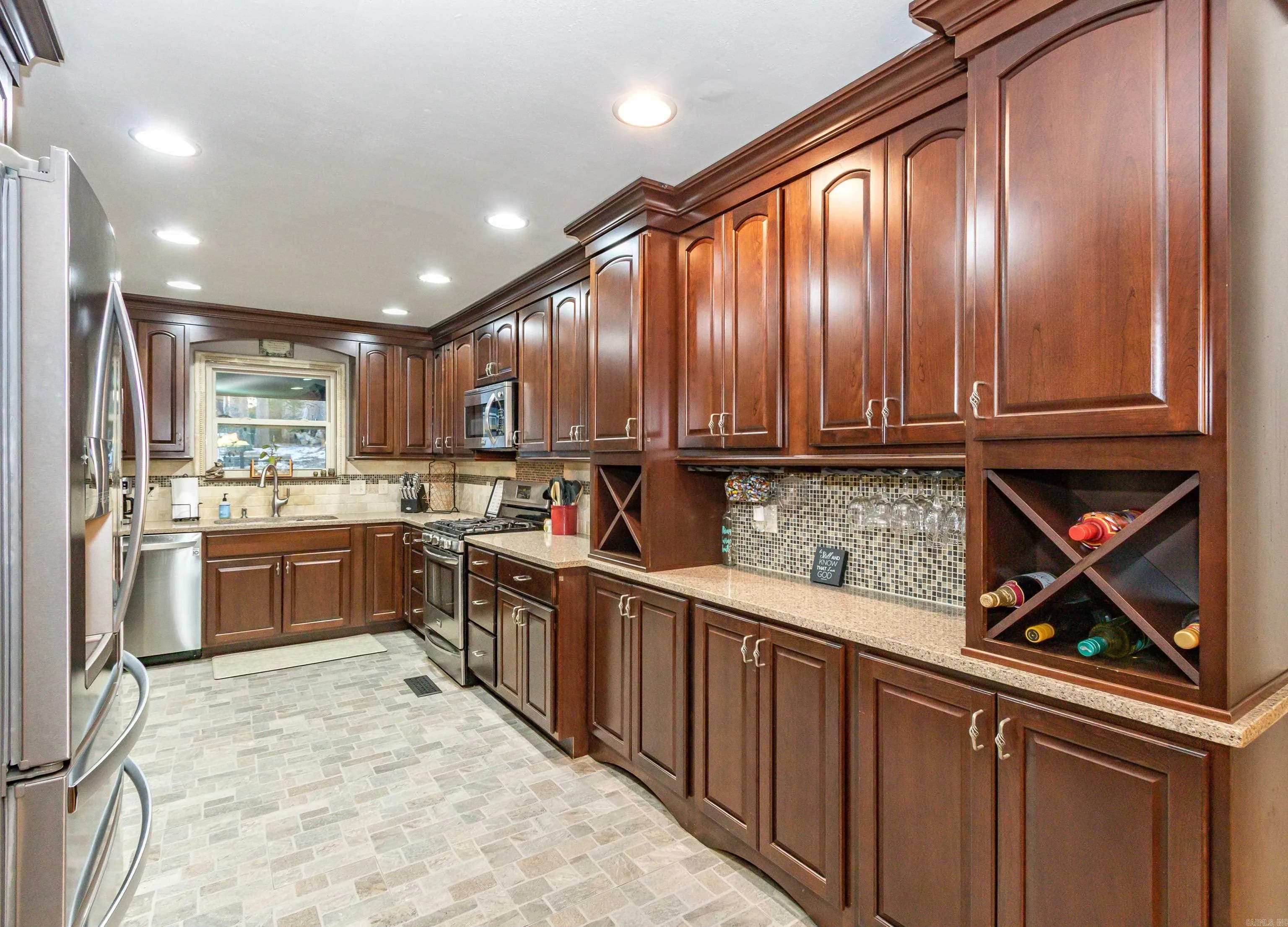 Property at 80  Bame - Image 12