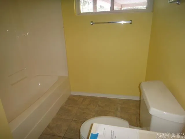 Property at 85  Bluff view - Image 12