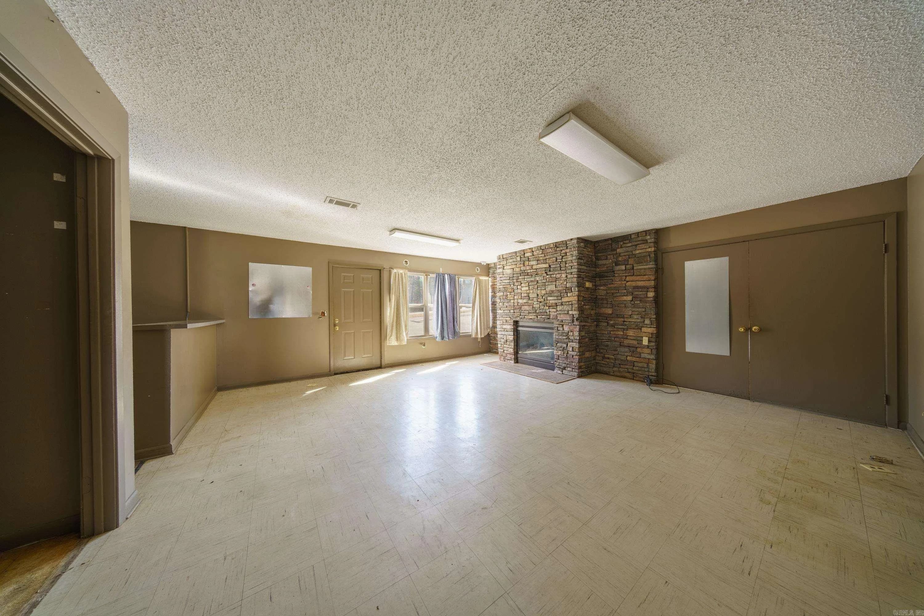 Property at 150  Libby - Image 6