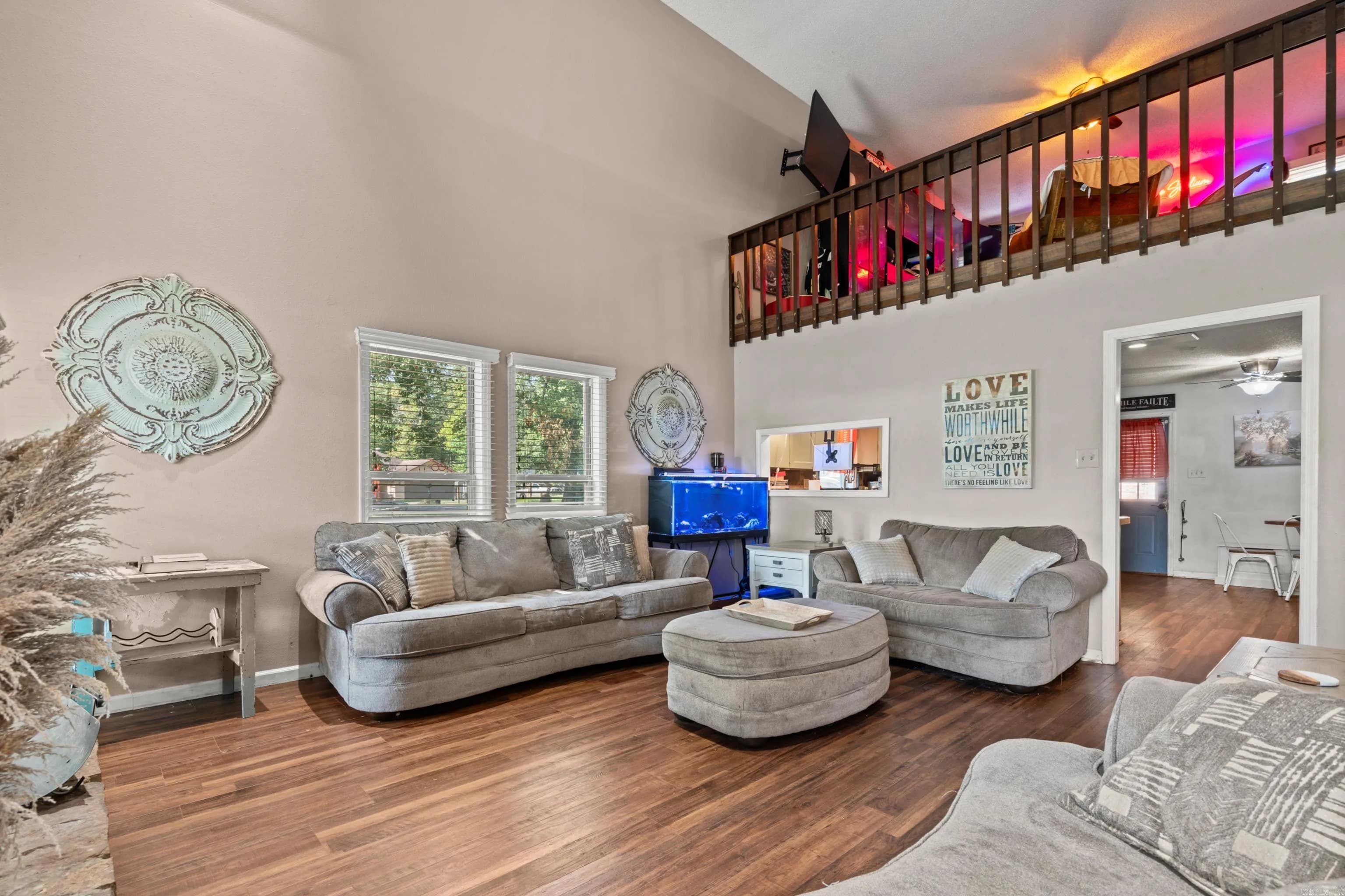 Property at 231  Independence dr - Image 6