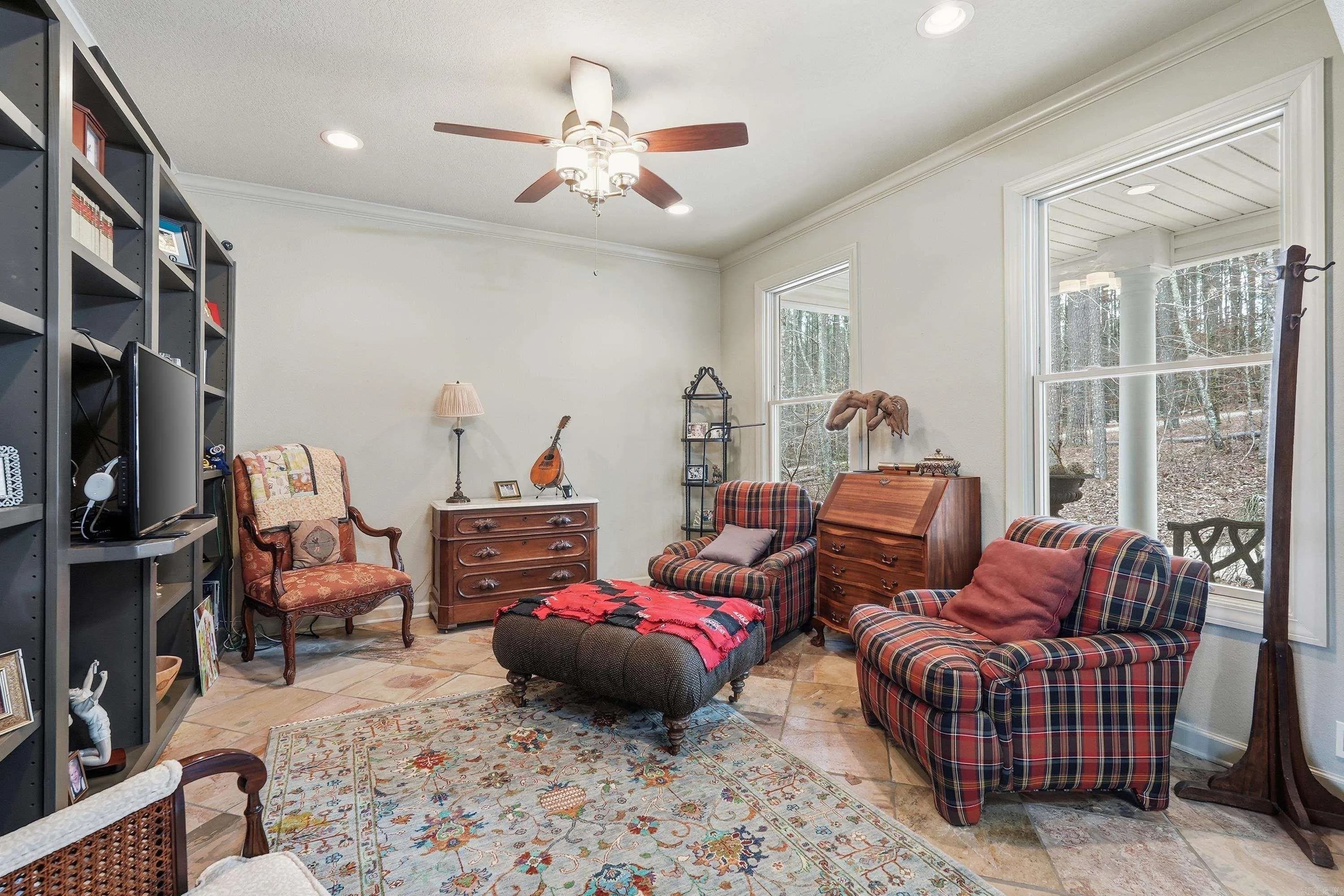 Property at 7  Galope place - Image 7