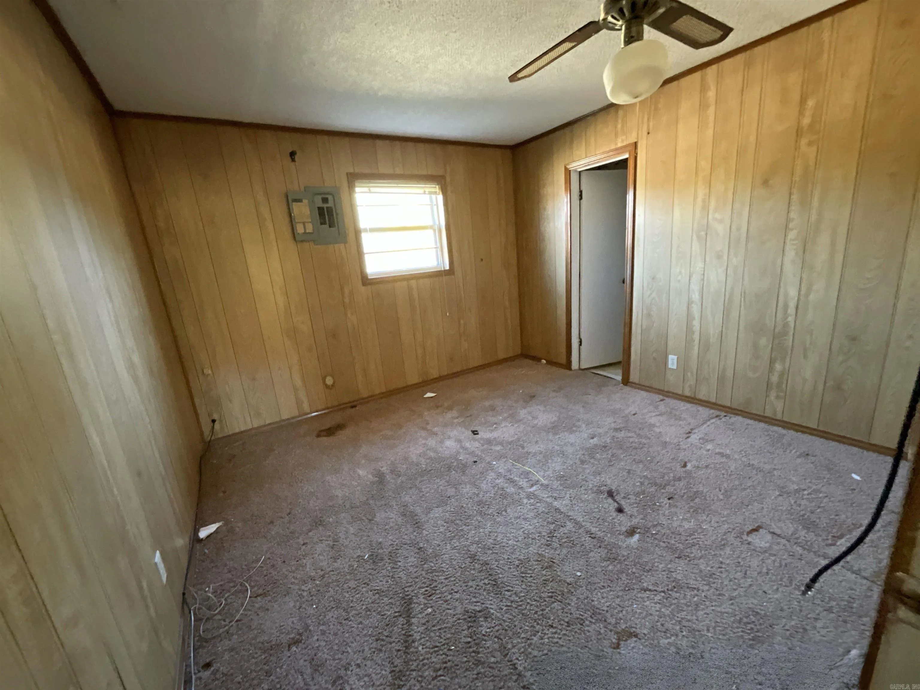 Property at 1605 S Robison - Image 16