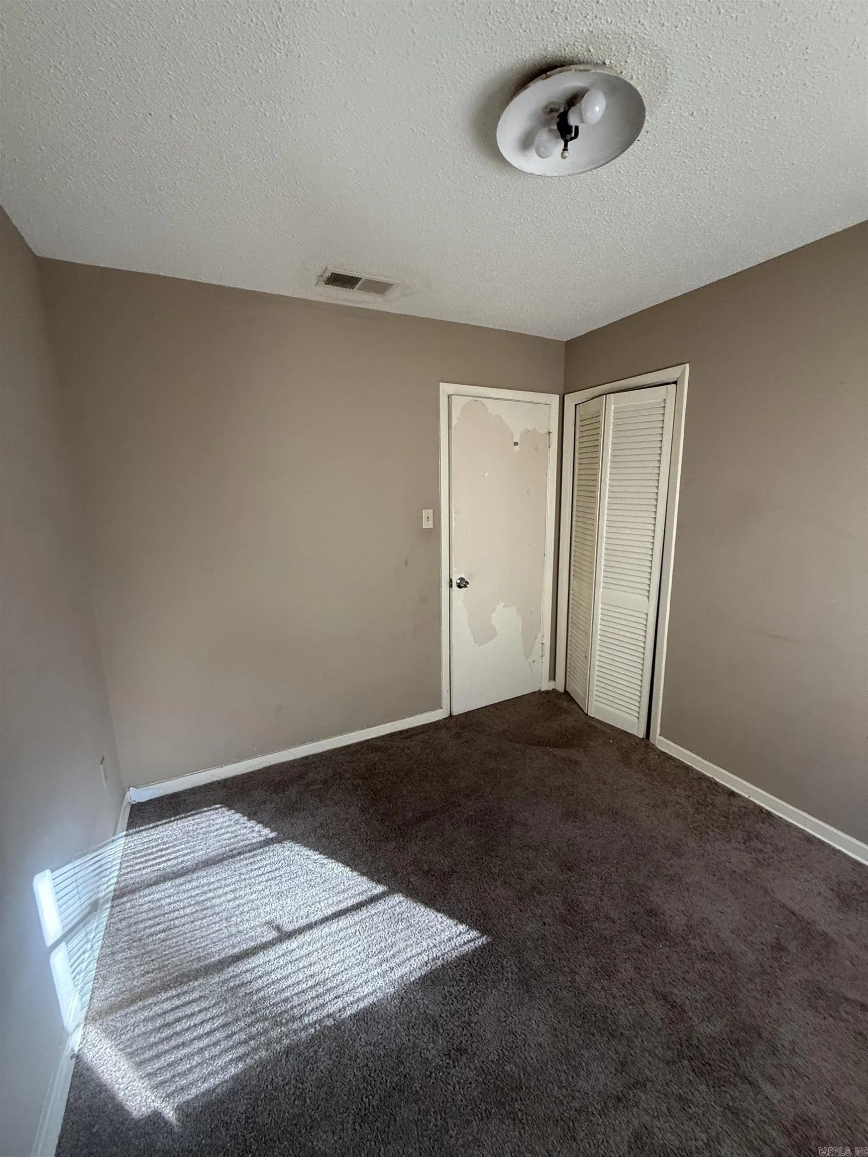 Property at 2301  Ridge park - Image 6