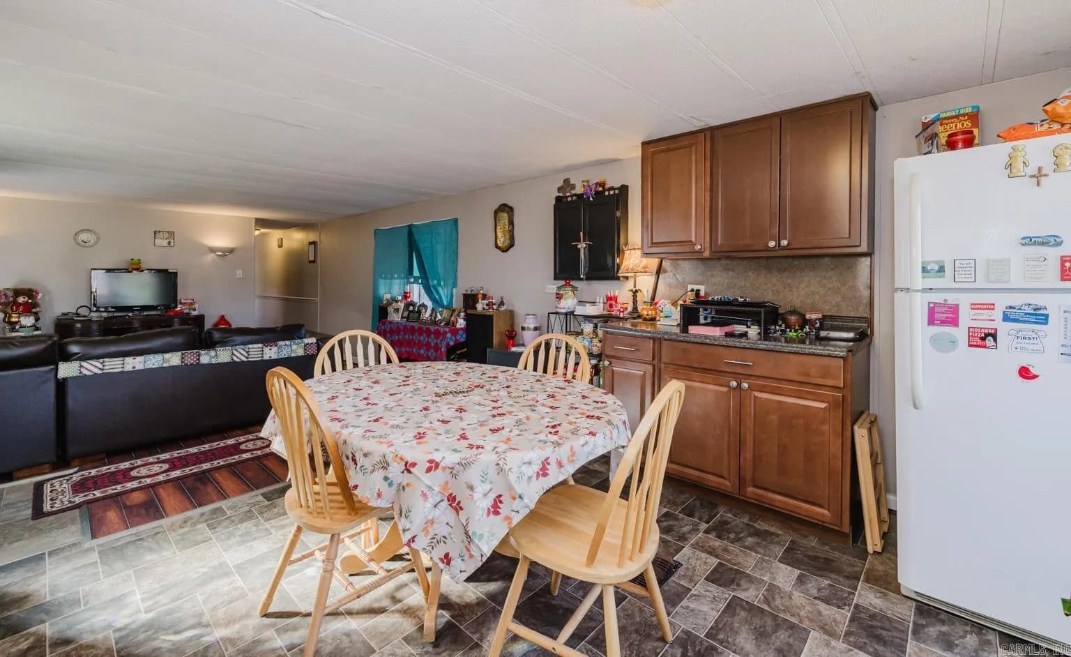 Property at 2913  Glennbrook - Image 17